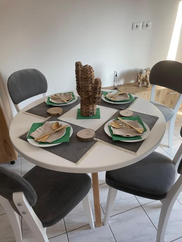 Tiara Beach Apartment