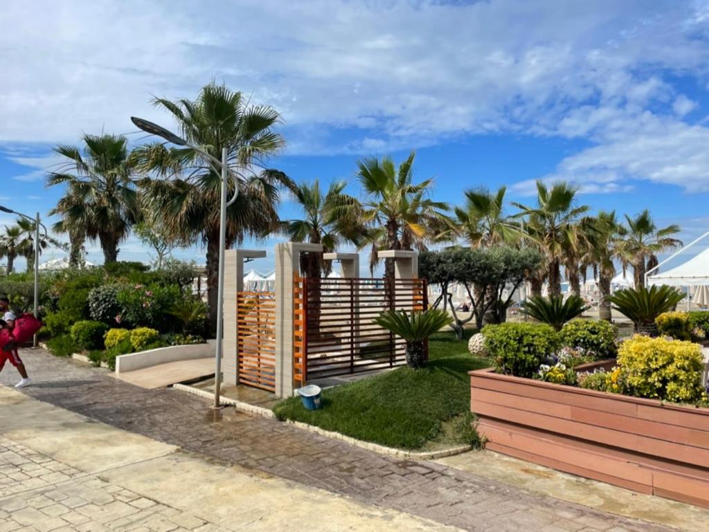 Tiara Beach Apartment