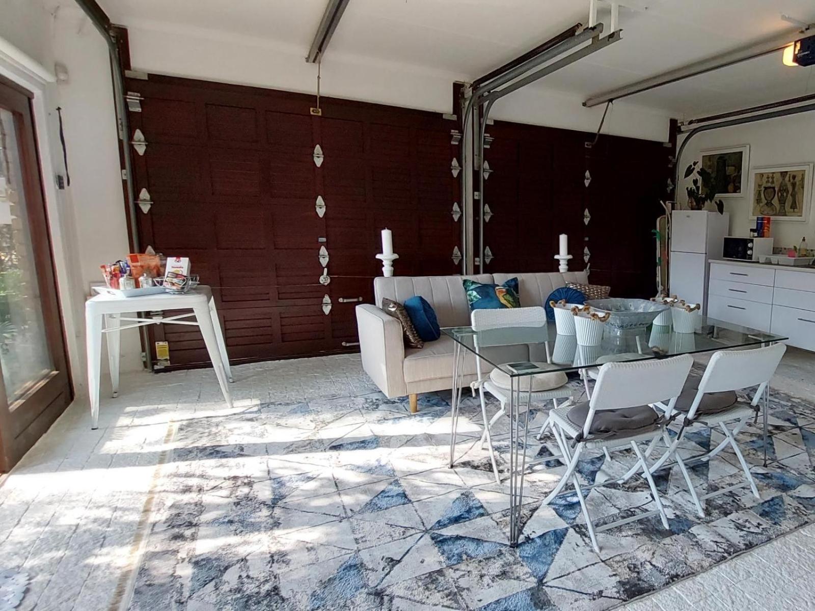 Palmetta Cottage
