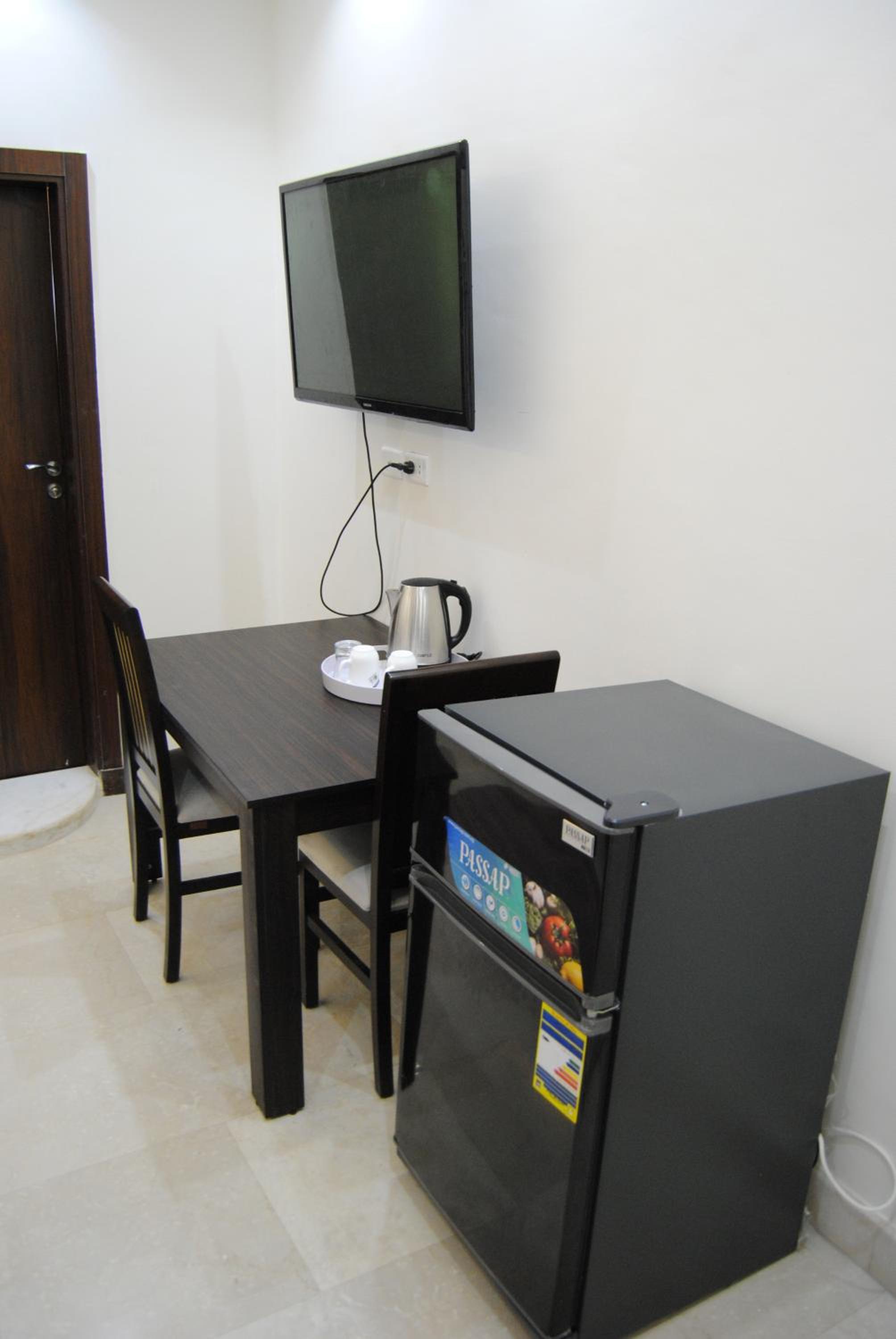 Photo 10