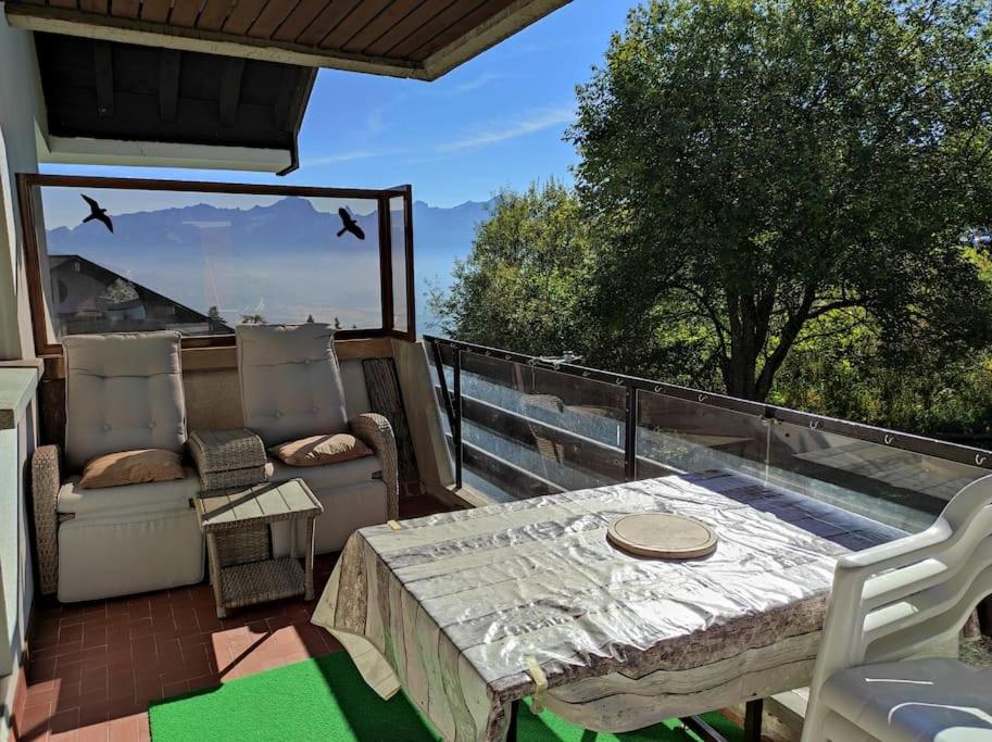 Petit paradis cocooning avec balcon à Torgon