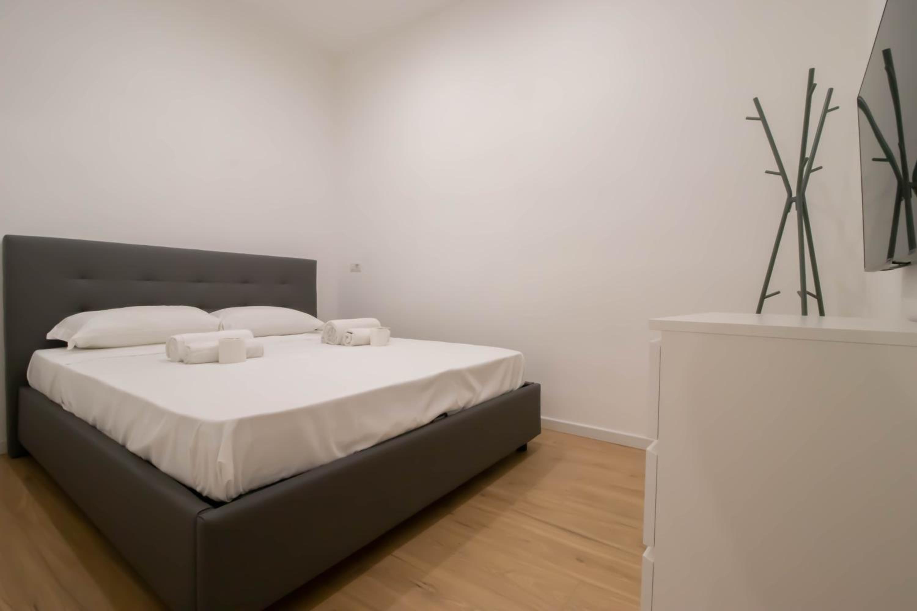 FICO 1 APARTMENT'S