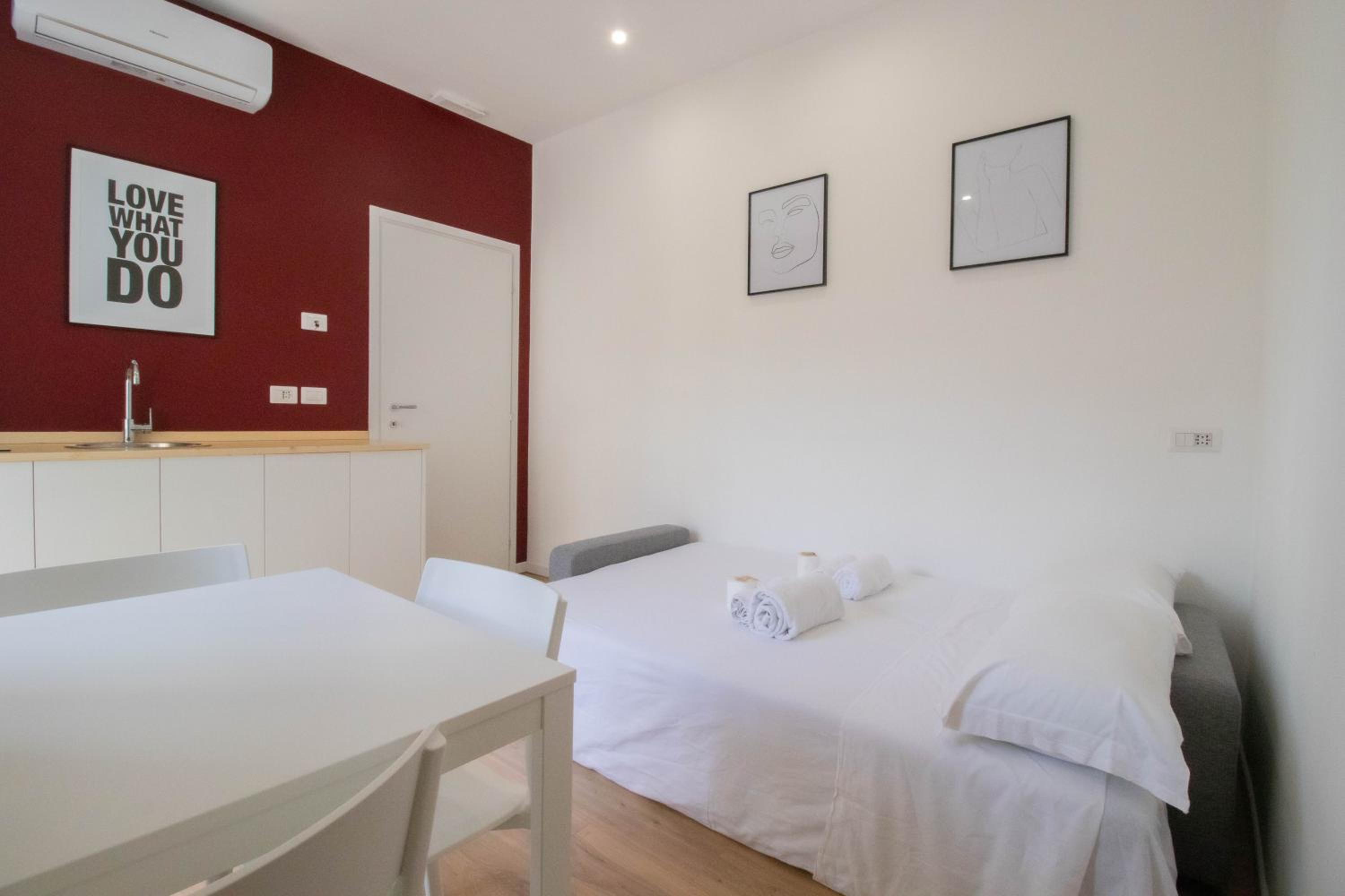 FICO 1 APARTMENT'S