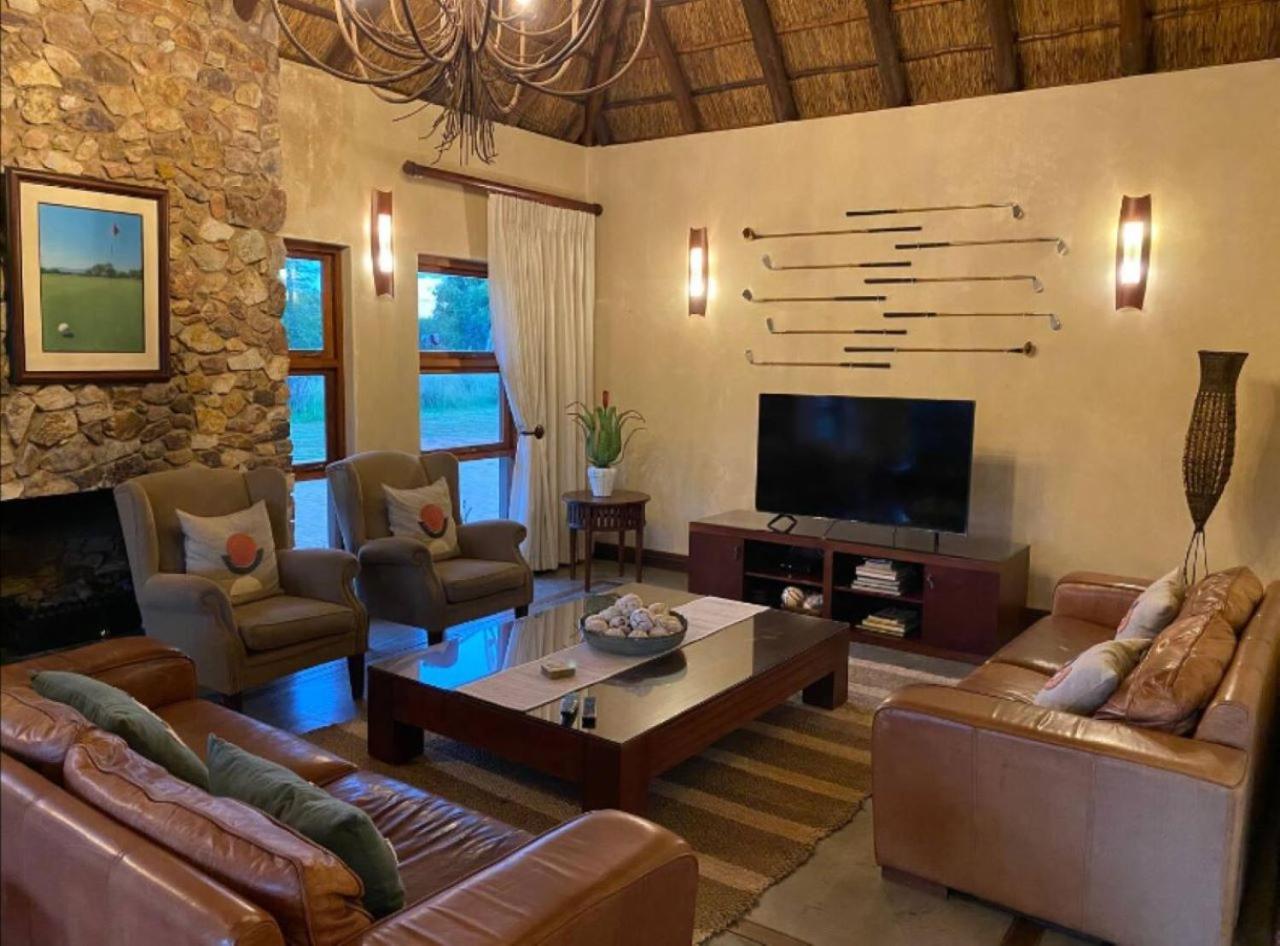 Zebula Golf and Wildlife Estate - Sparrows Nest Pax 16 - Moi Signature Luxury villa view 4
