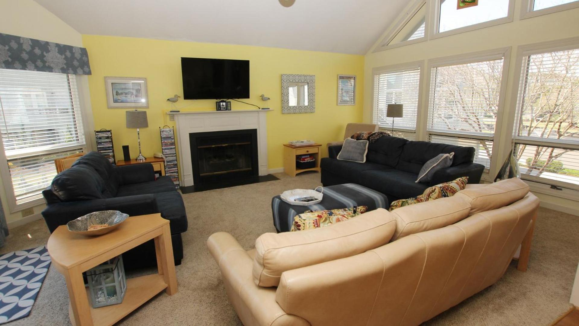 Oceanside, close to beach, community amenities! 648, Landshark view 3