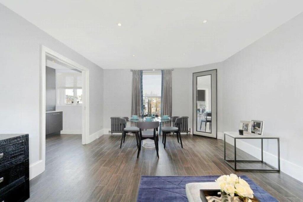 Park Street Mayfair Luxury Large 1155 SqFt Sleeps up to 6