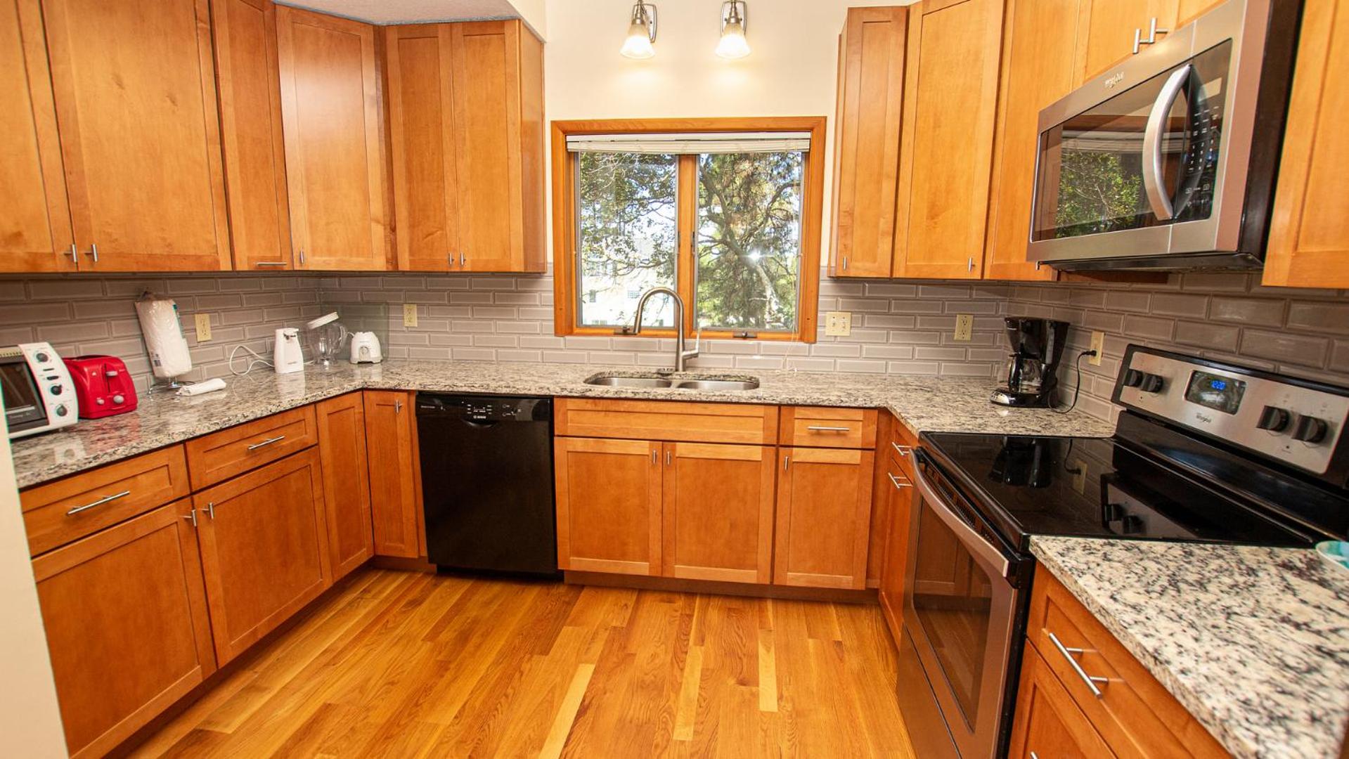721, Family, Friends and Fun- Oceanside, Pool Table, Community Pools, Community Amenities view 5