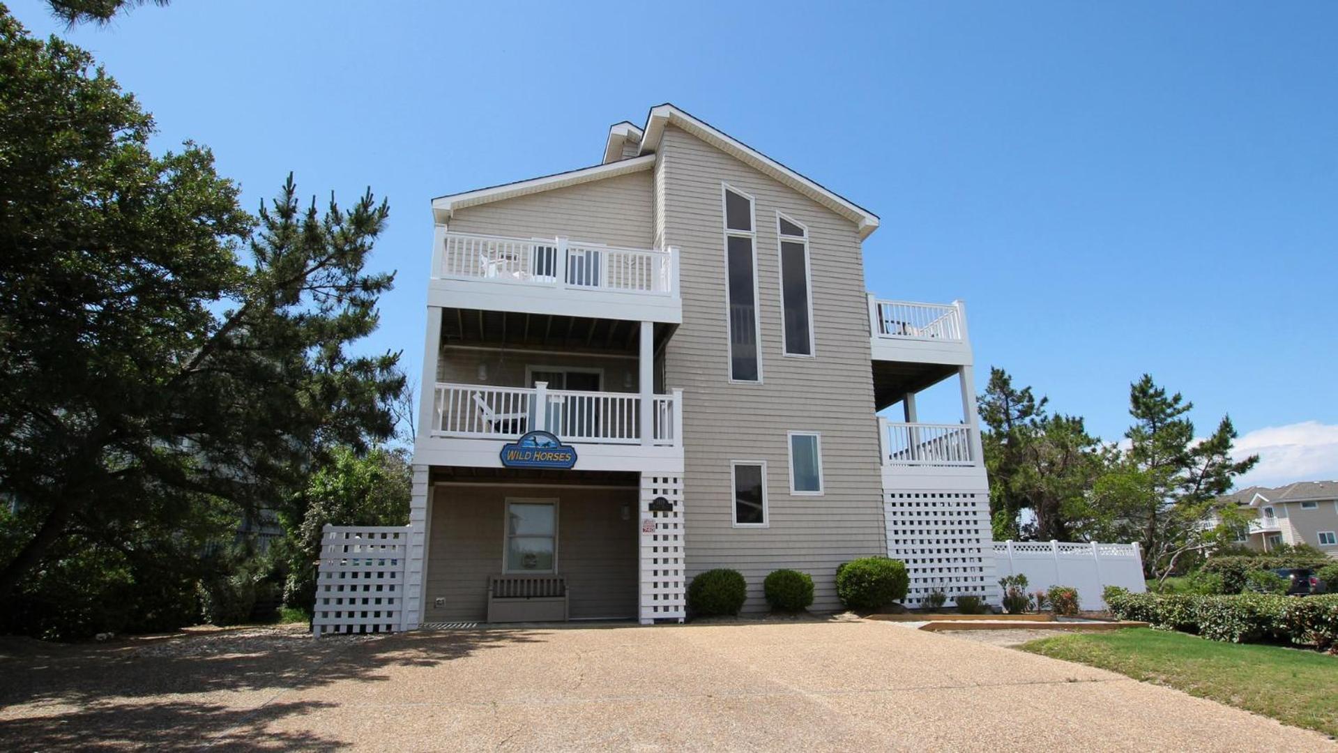 Oceanside, Close to the Beach, Private Pool, Hot Tub! 740, Wild Horses view 4
