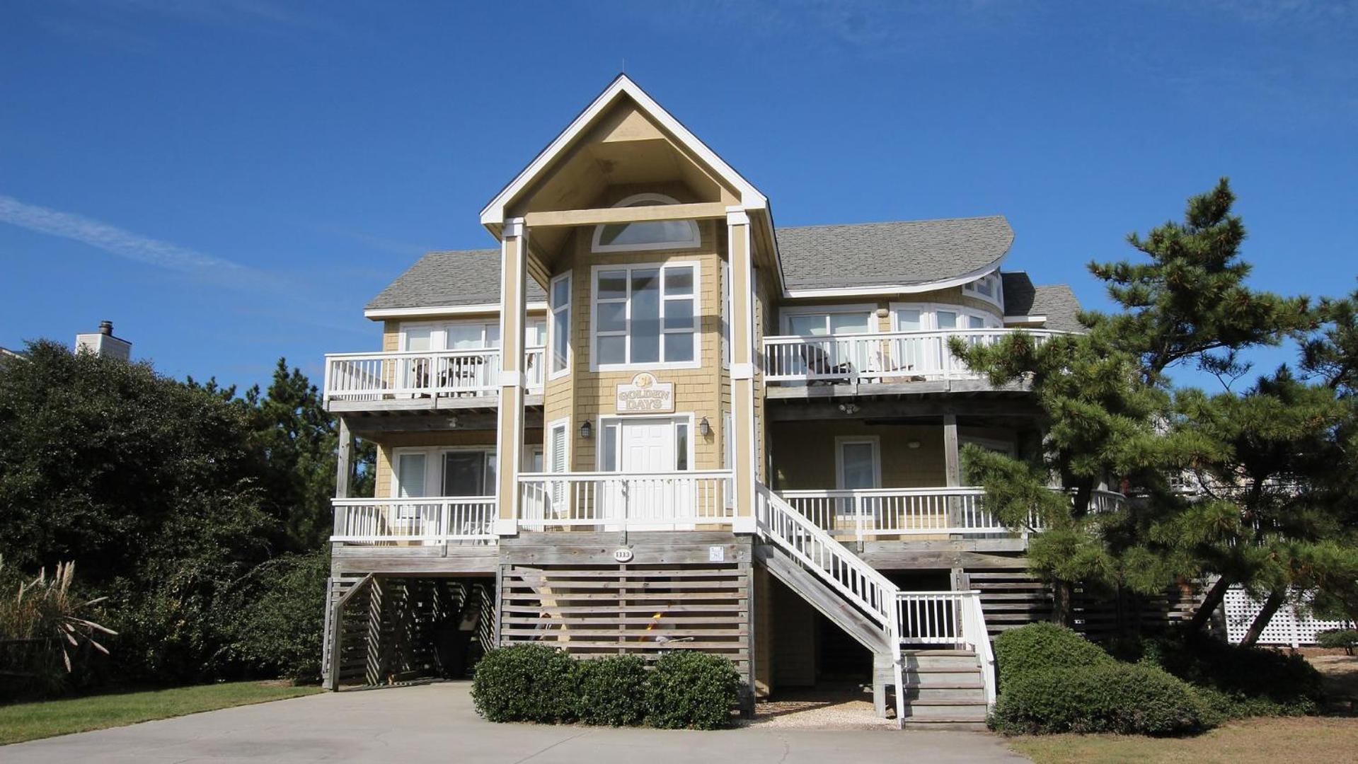Oceanside, Ocean Views, Hot Tub, Close to Beach Access, 743, Golden Days view 2