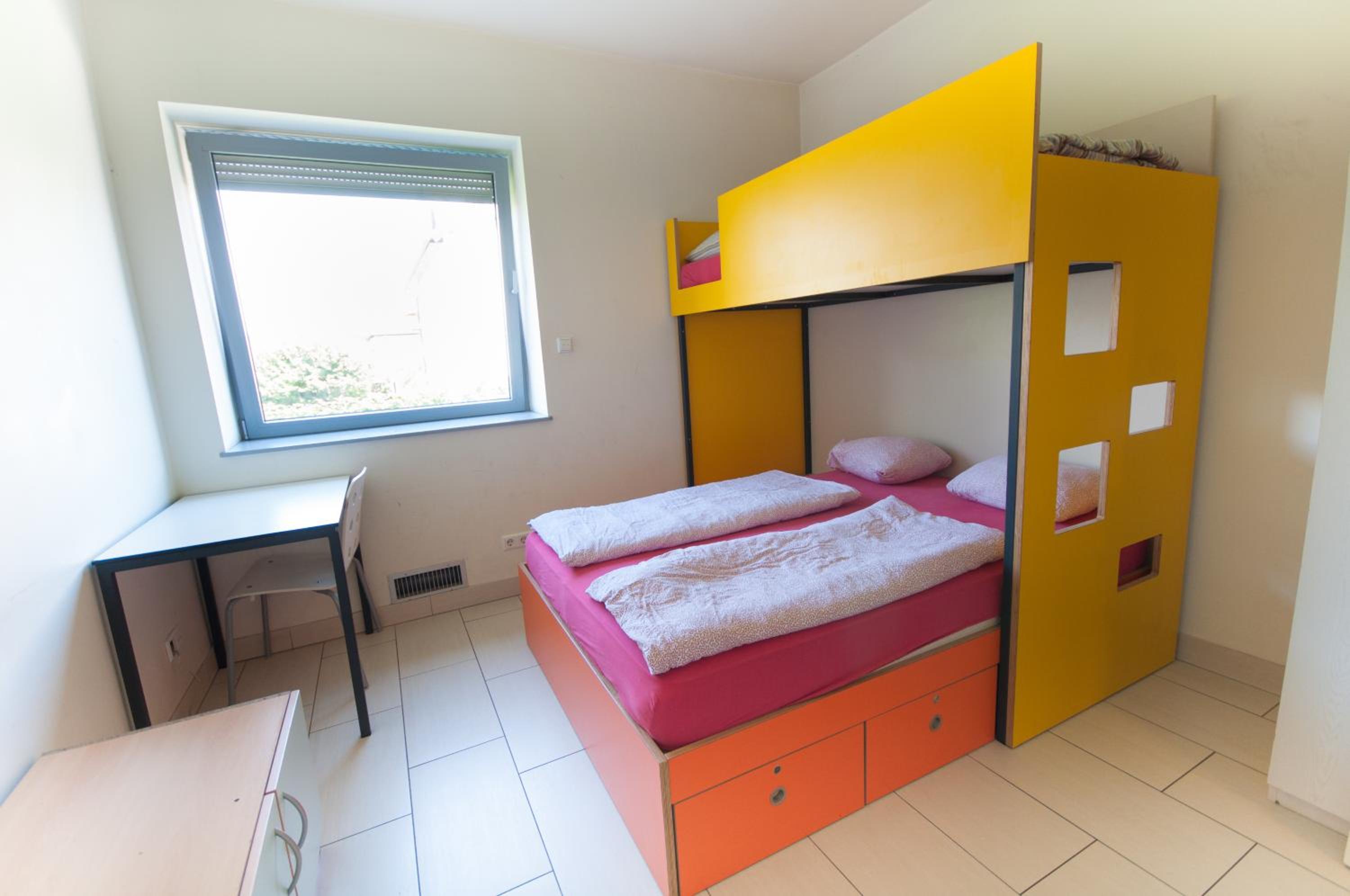 Simbol Hostel & Rooms with Free Private Parking