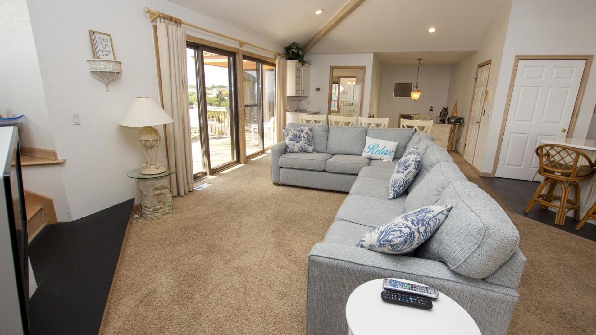 Oceanfront, Close to Beach Access, Ocean Views, Sun Decks, BS7, Bernices Dream view 4