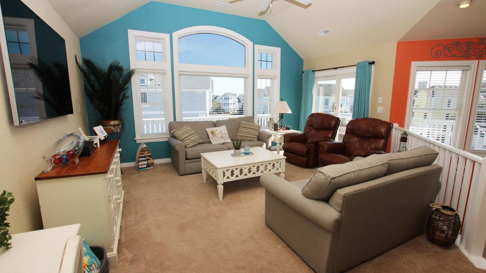 Oceanside, Dogs Welcome, Hot Tub, Close to Shopping, BU13A, Tropical Dreams A view 2