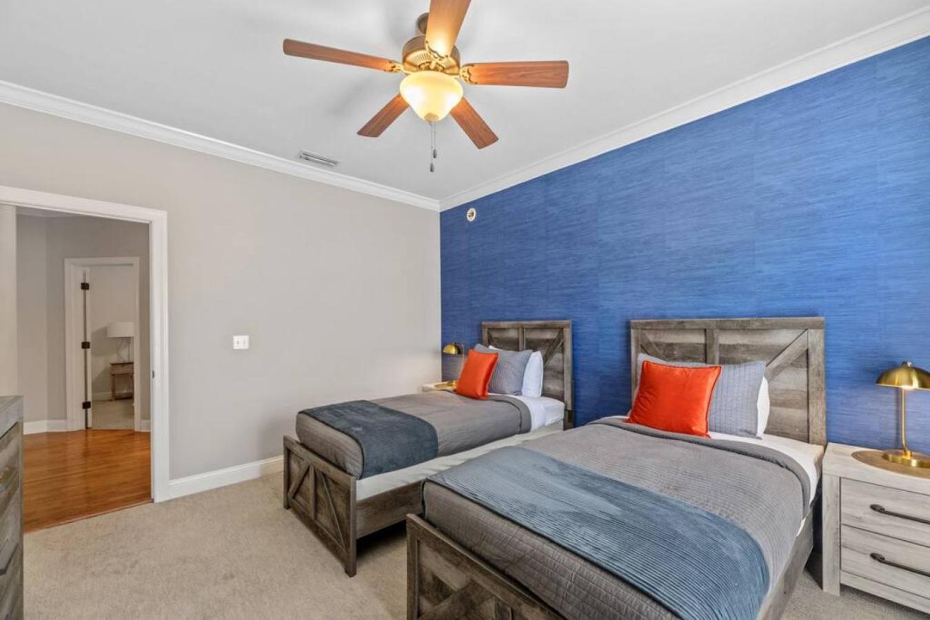 Serene Smart Home, Big Backyard, Family and Friends view 4