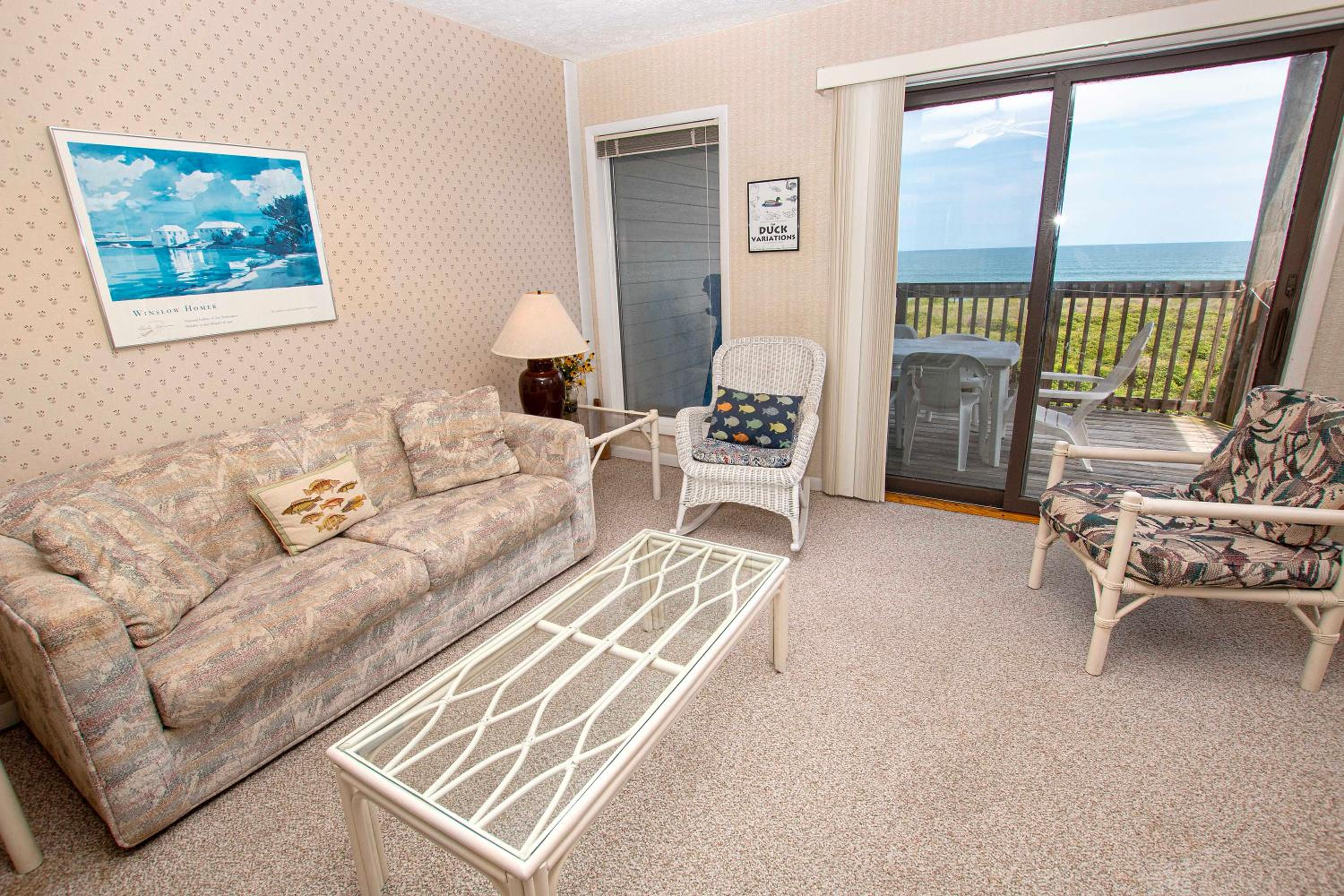 OCEANFRONT, 1 BR, Ocean Views, Community Pool and Beach Accesses, C204A, Surfside Paradise view 3