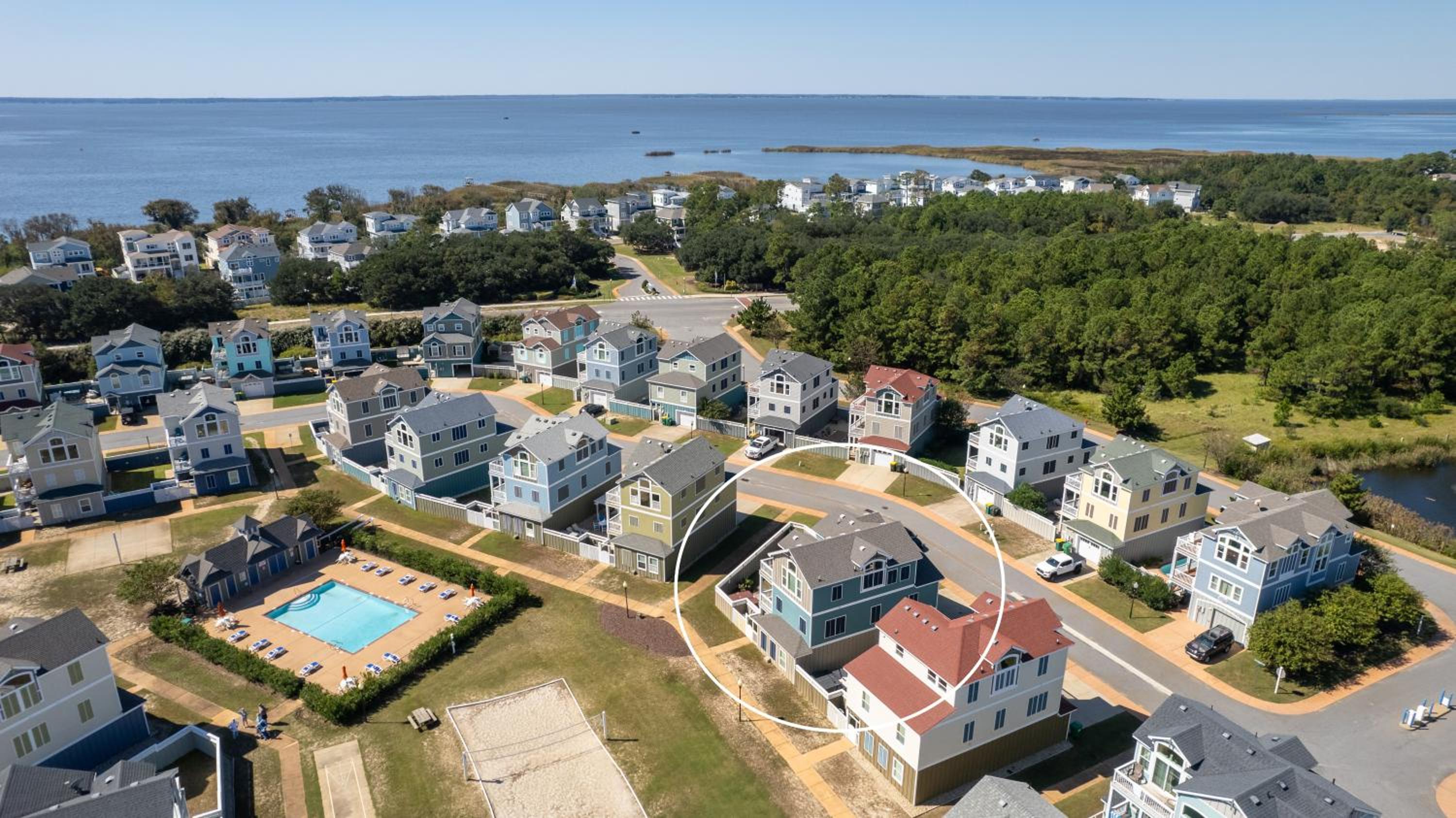 Oceanside, 4 Bedrooms, Yard, Hot Tub, Community Pool, CB39, Sandy Toes