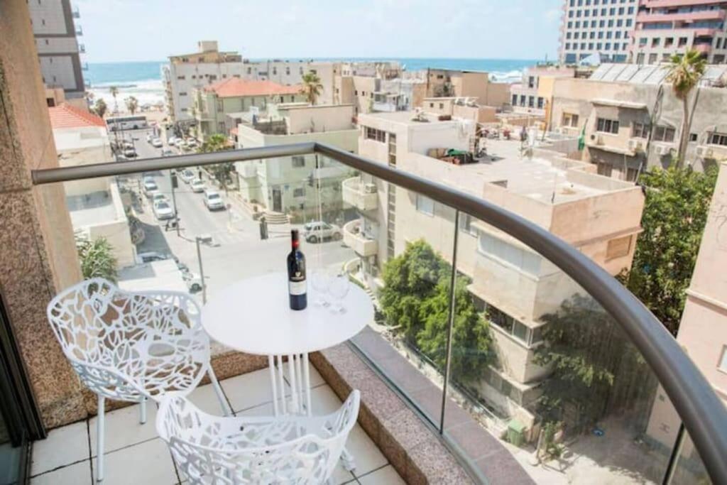 1Bedroom Suite Yona Hotel with shelter