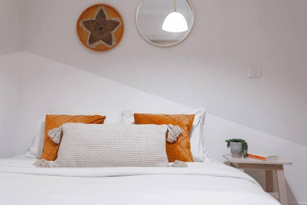 1Bedroom Suite Yona Hotel with shelter