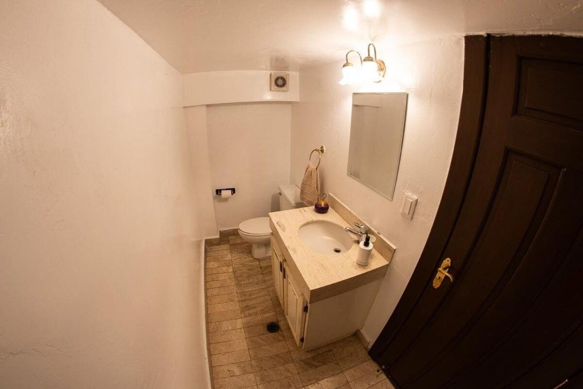 HABITACIONES EN EXCELENTE UBICACIÓN PARA 8 PERSONAS view 5