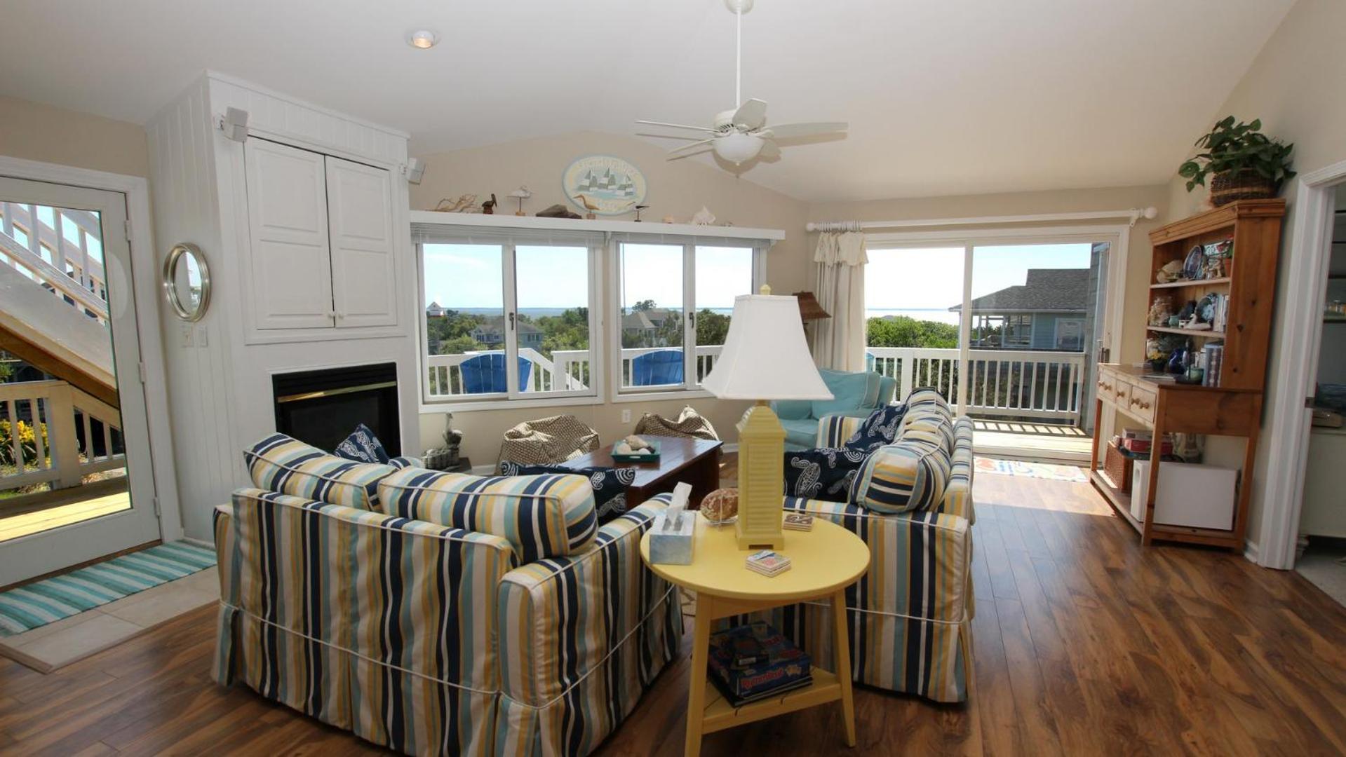 Oceanside, Private Pool, Hot Tub, Community Pool, CD7, Sandfiddler Lodge view 4
