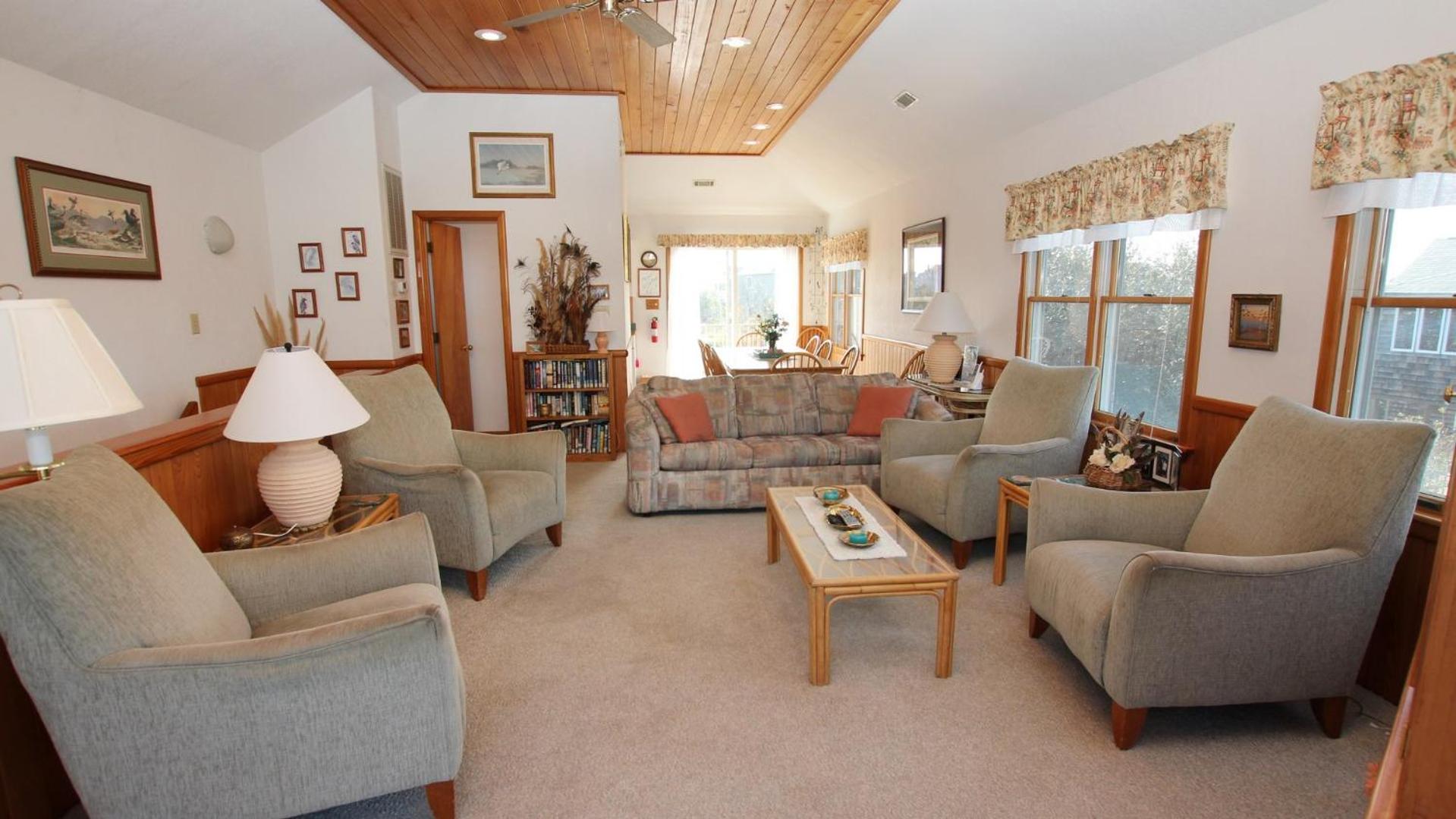 Oceanside, Dogs Welcome, Easy walk to the Beach, CD12, Marsh Rose Cottage view 2