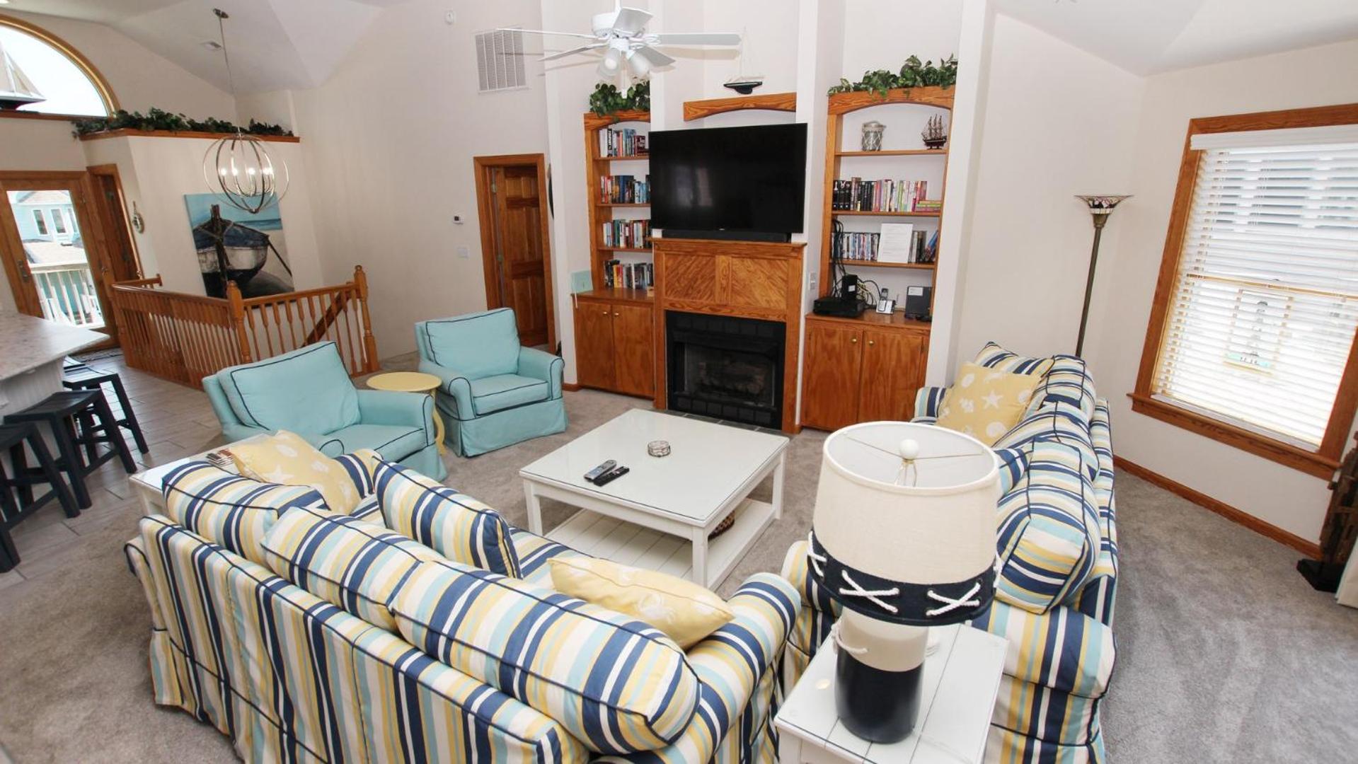 CP2, The Green Wave- Oceanside, Hot Tub, Pool Table, Community Pool view 3
