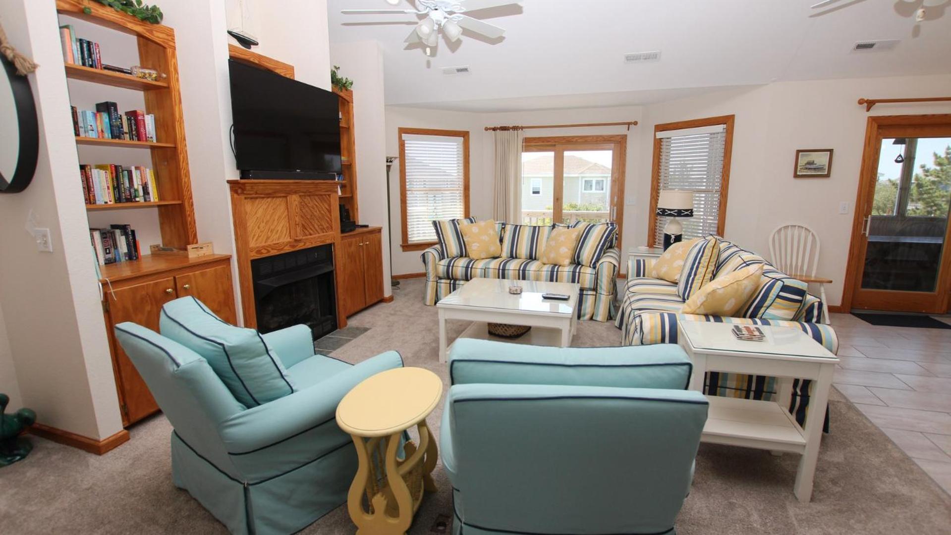 CP2, The Green Wave- Oceanside, Hot Tub, Pool Table, Community Pool view 4