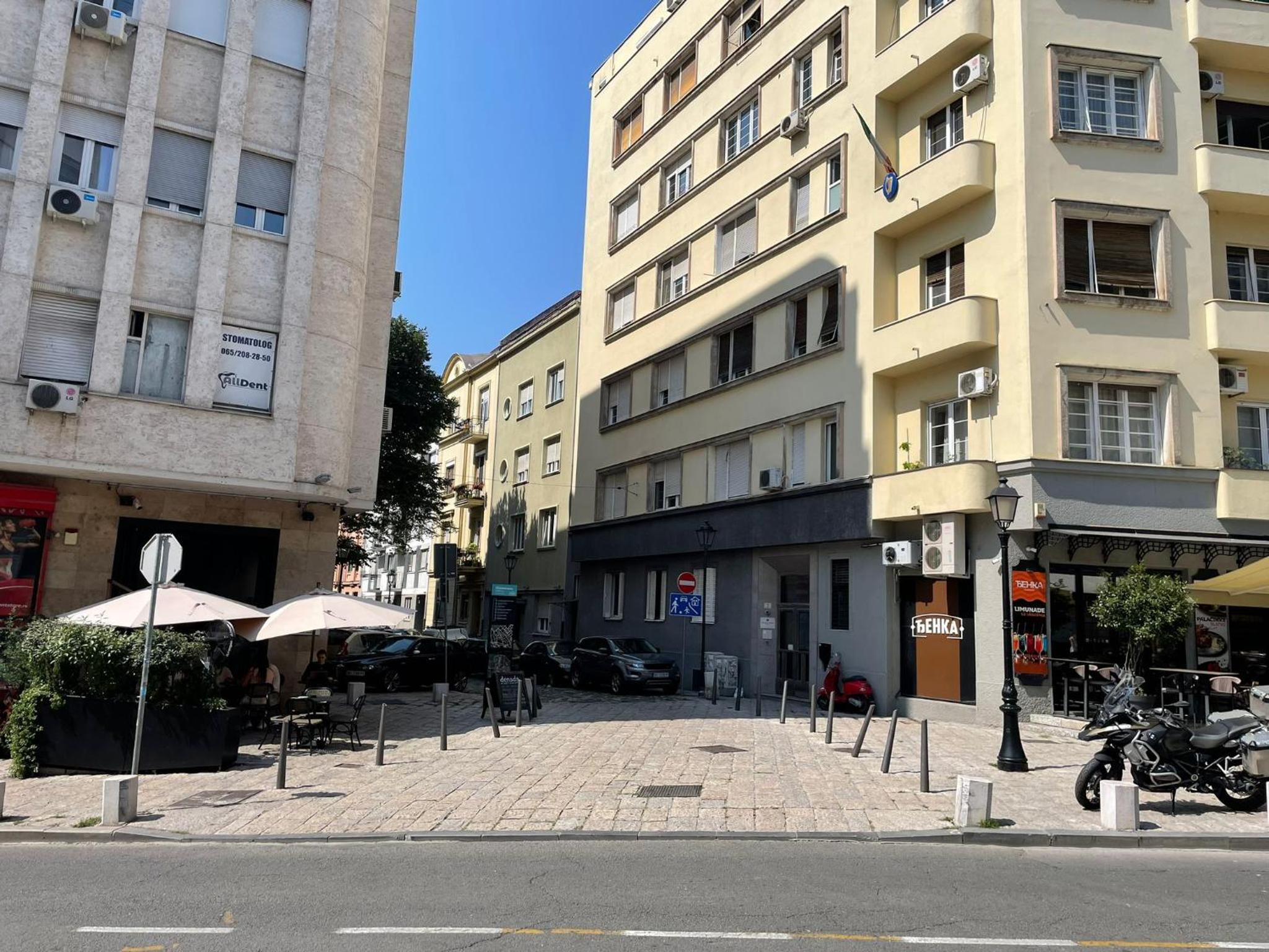 City Centre Elegance: Kosancicev Venac Studio view 3