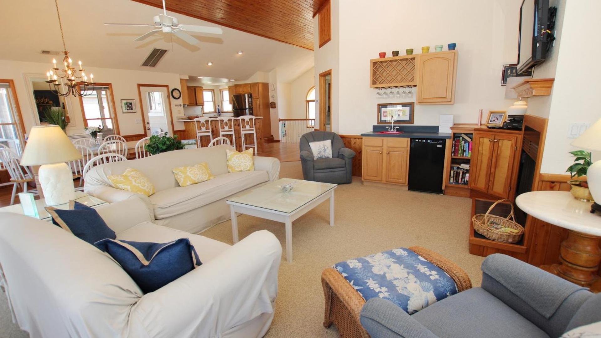 Oceanside, Hot Tub, Rec Room, Close to Beach, CP3, Cant Waite view 4