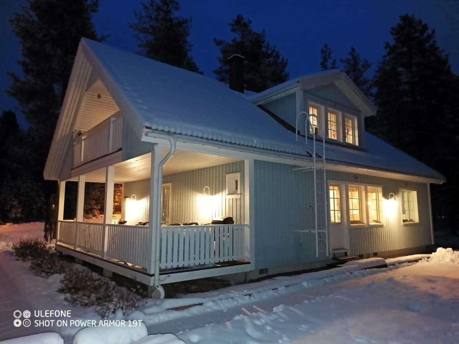 Cozy house close to SantaVillage