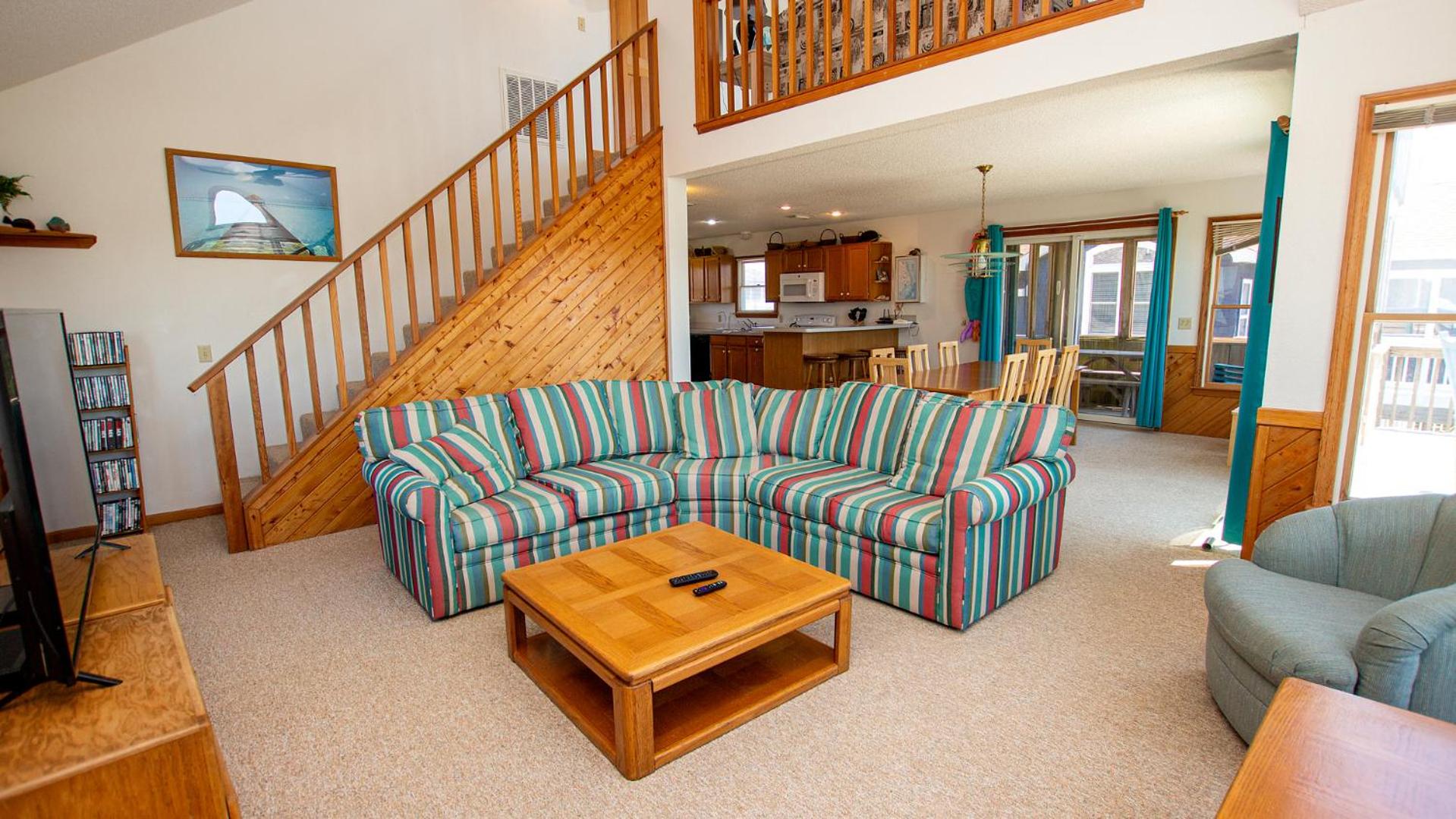Oceanside, Hot Tub, Close to Beach, Community Pool, CP4, Crown Palace view 2