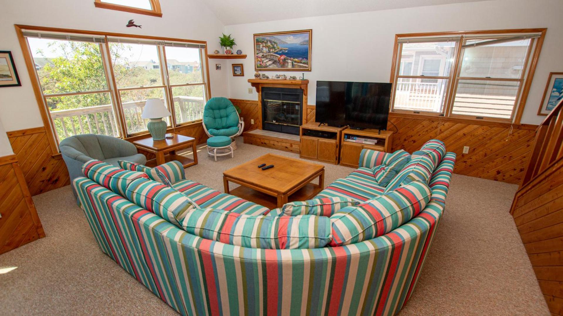 Oceanside, Hot Tub, Close to Beach, Community Pool, CP4, Crown Palace view 3