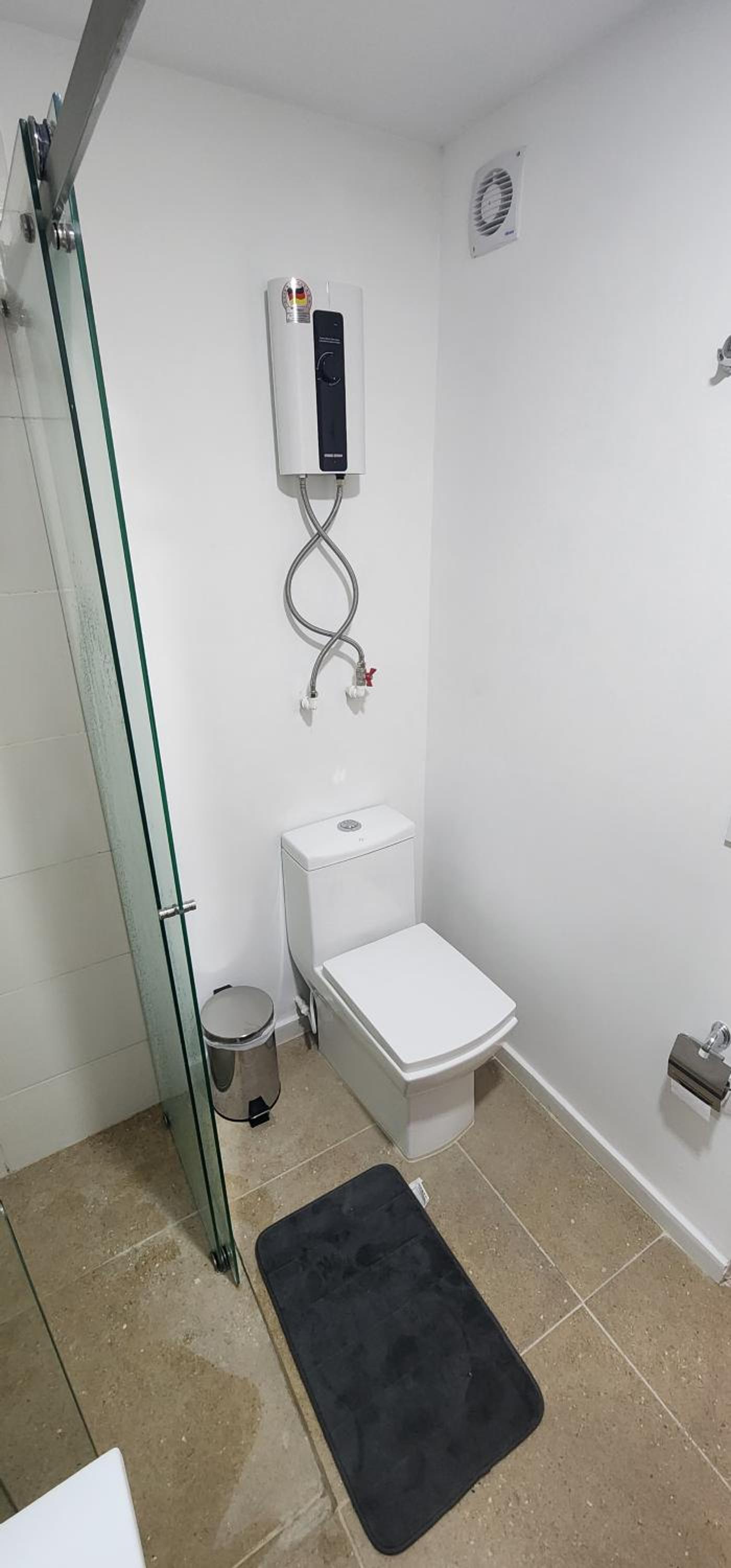 Studio for 3 People