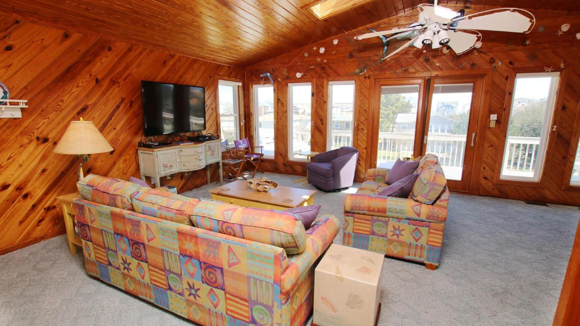 Oceanside, Friday to Friday, Sun Decks, Close to shopping, KD22, Summer Reflections view 2