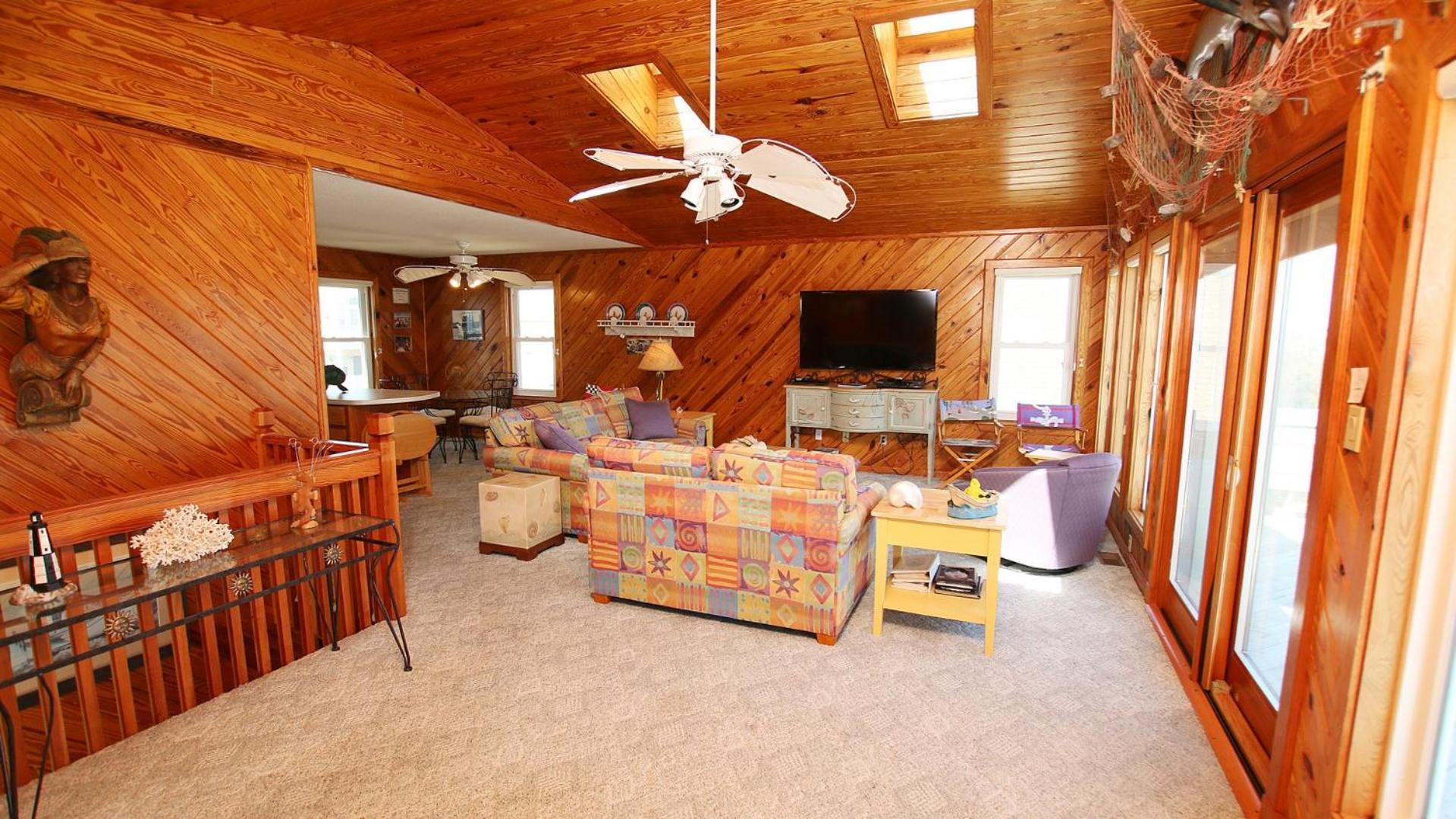 Oceanside, Friday to Friday, Sun Decks, Close to shopping, KD22, Summer Reflections view 3