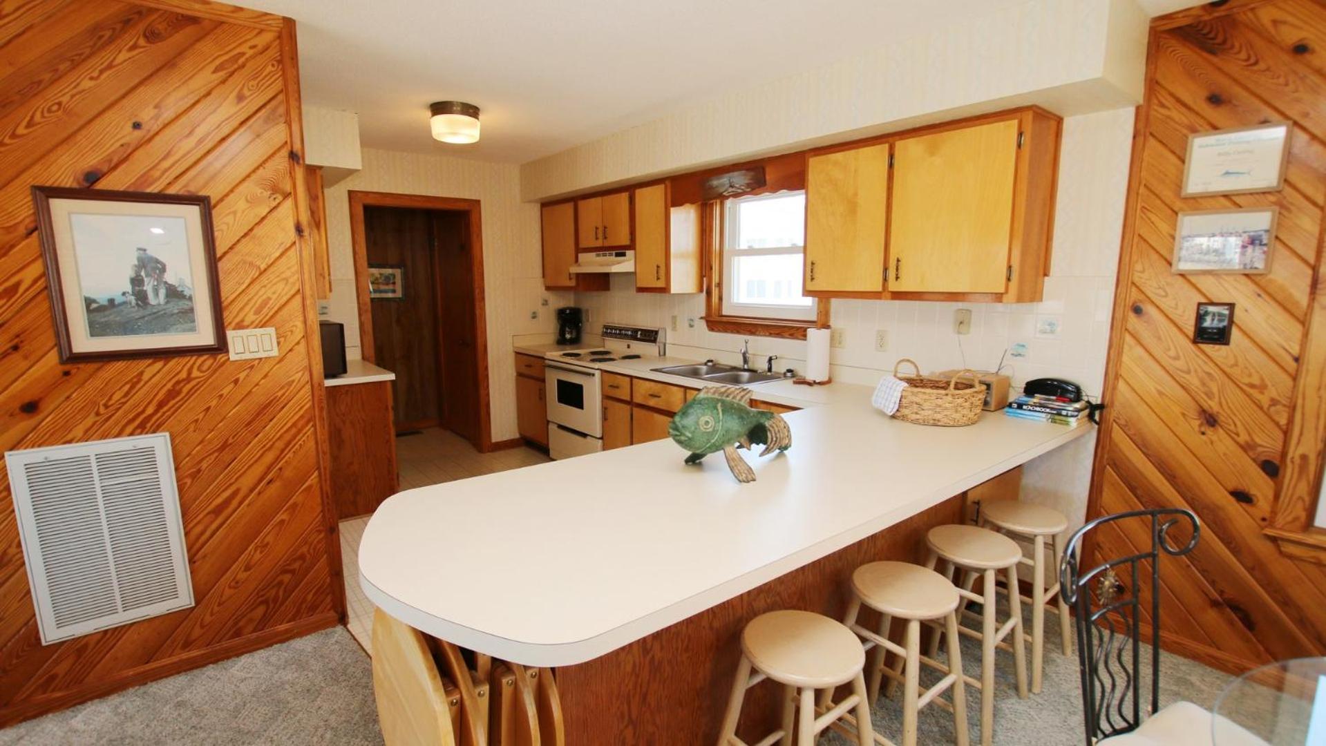 Oceanside, Friday to Friday, Sun Decks, Close to shopping, KD22, Summer Reflections view 5