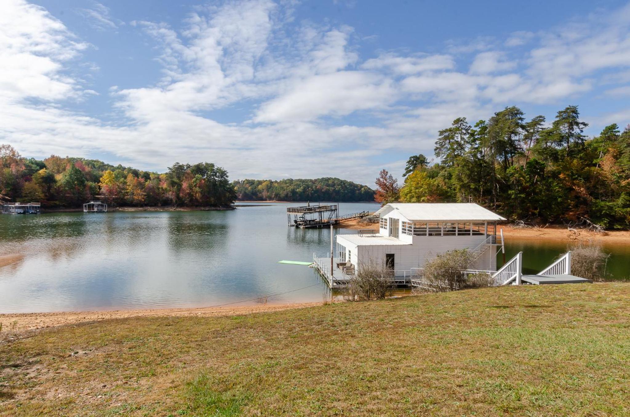 Lakeside Haven