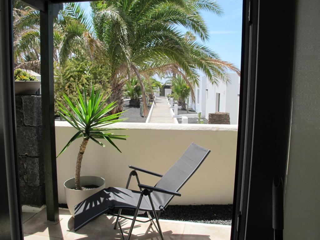 Bungalow LIDO-Playa Roca residence with sea front access - Free AC - Wifi photo 1