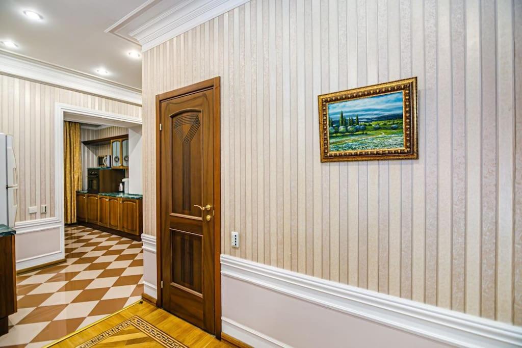 White Apartment LUX