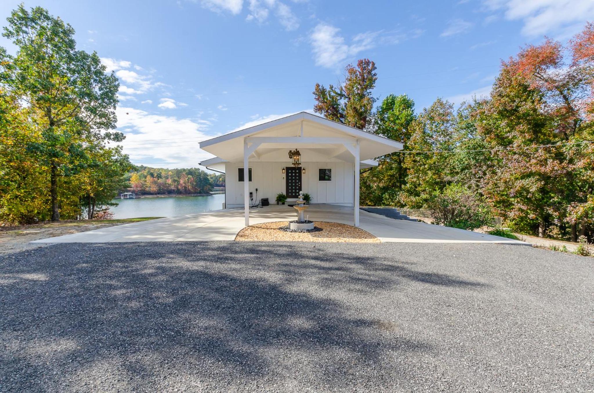 Lakeside Haven