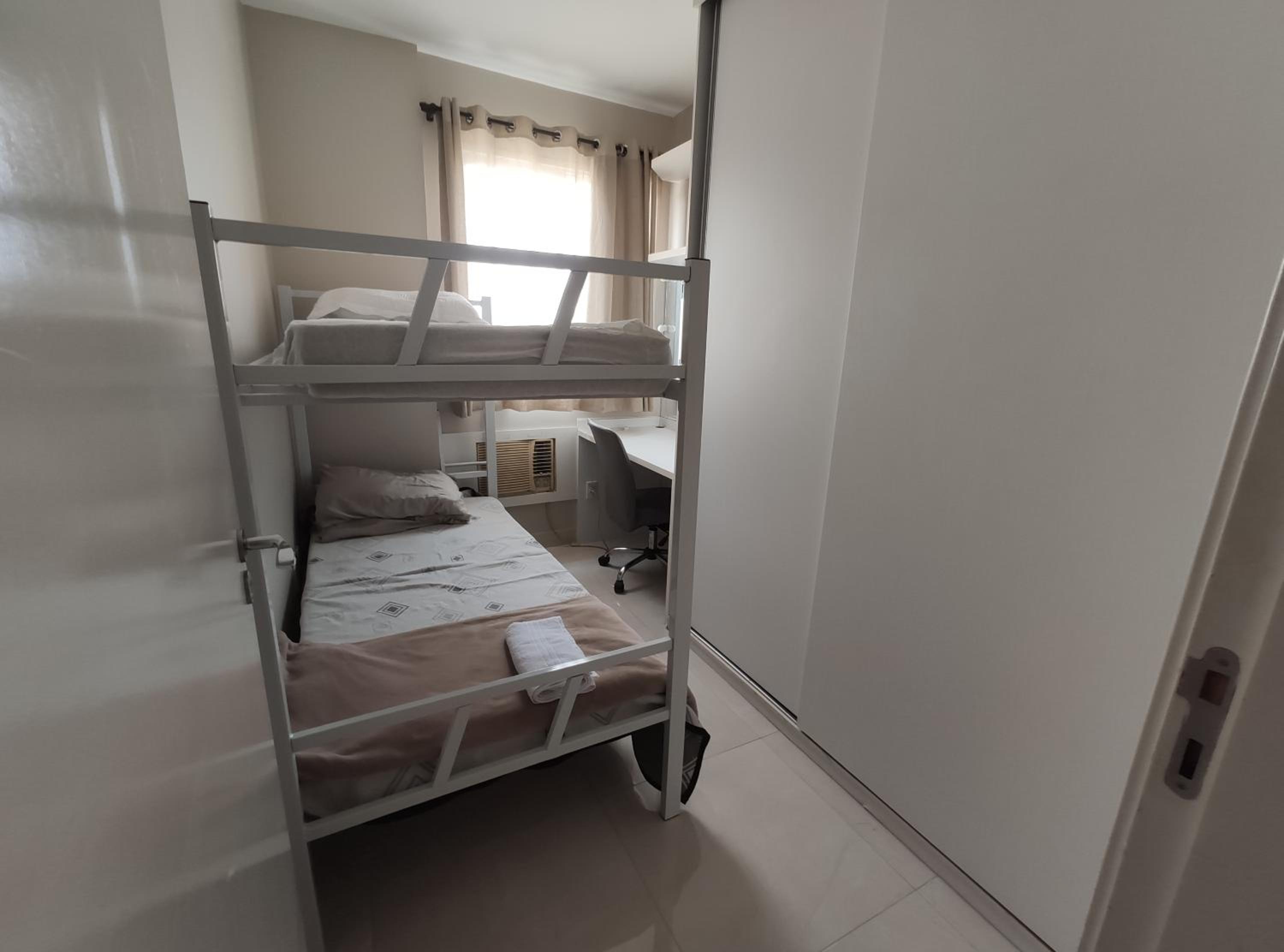Apartamento completo Garden Bosque - próximo ao hospital São Matheus e shopping Pantanal