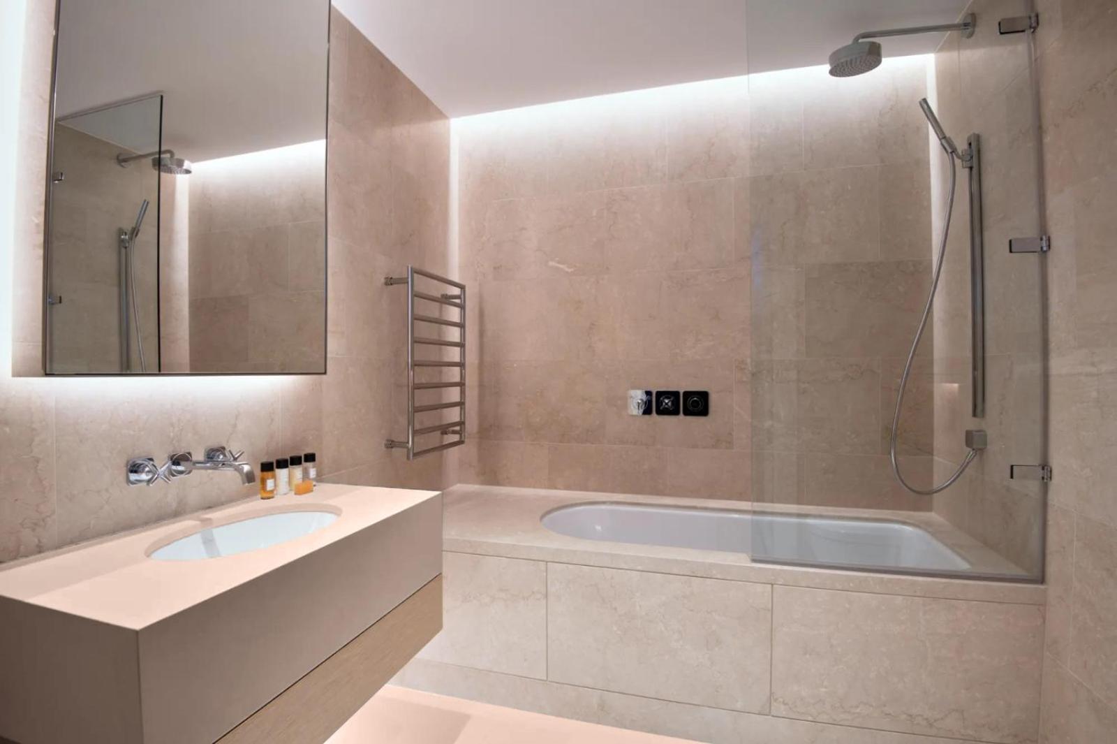 £4million Luxury Apartment Mayfair view 2