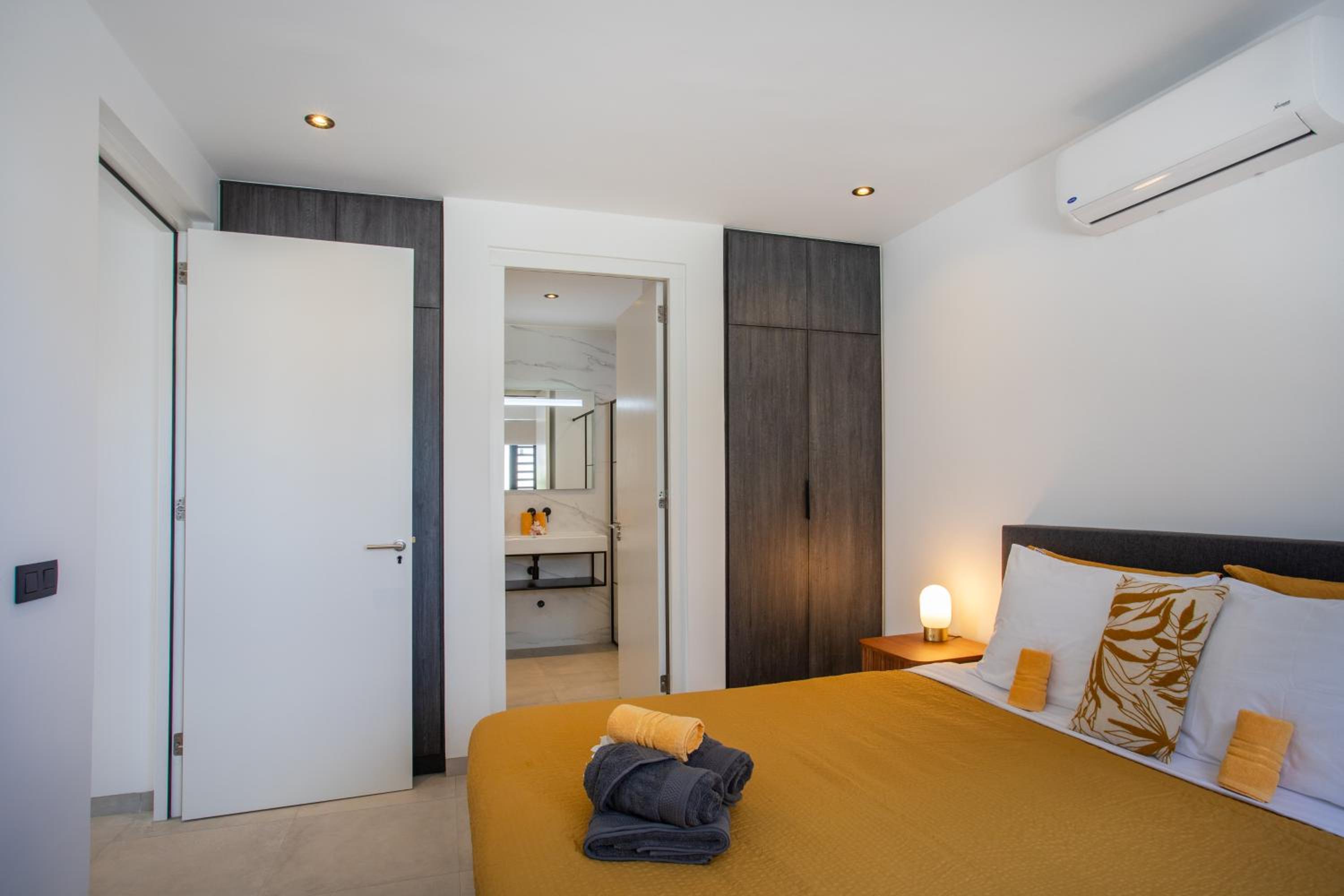 Oasis luxury apartment in Jan Thiel - close to the beach