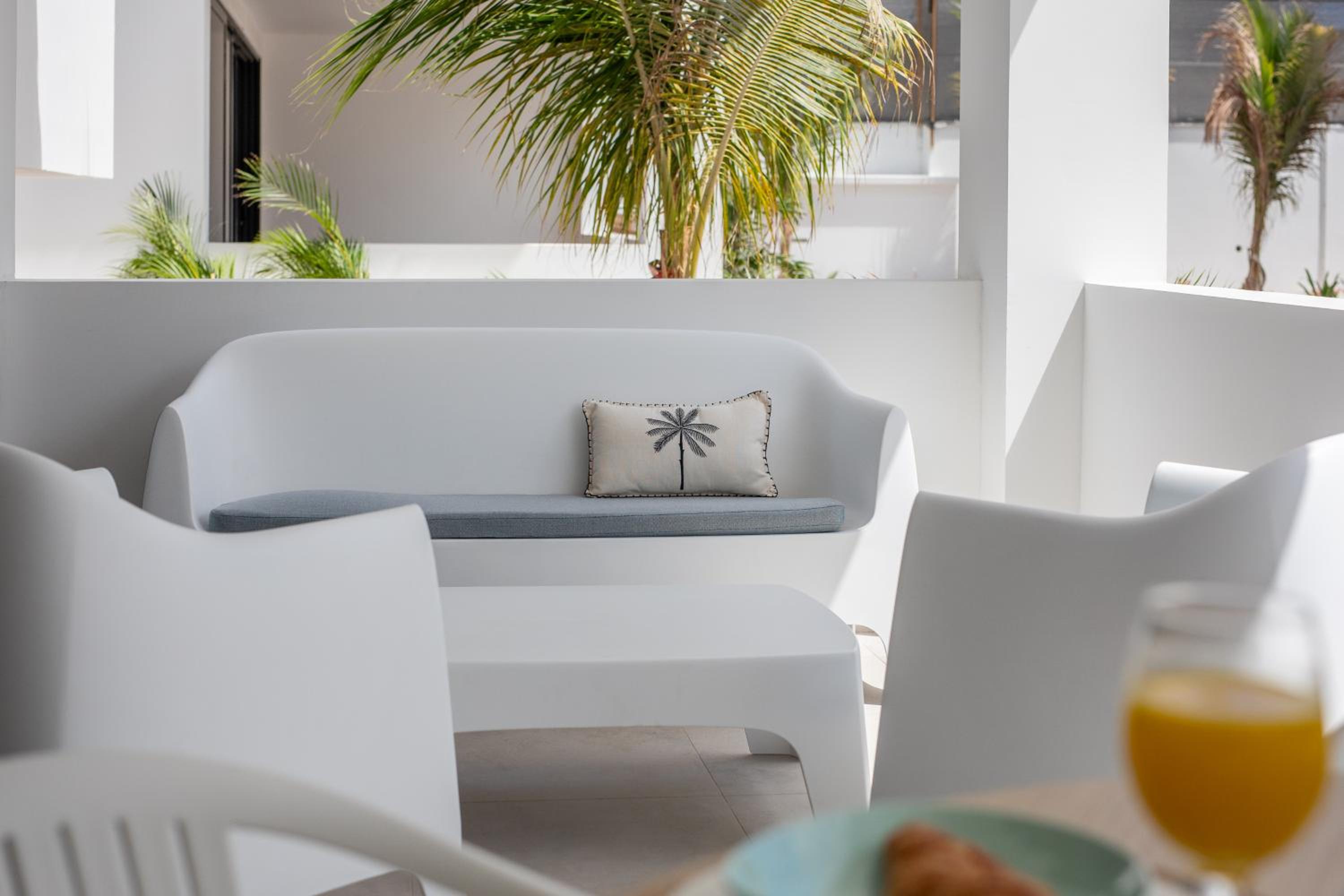 Oasis luxury apartment in Jan Thiel - close to the beach