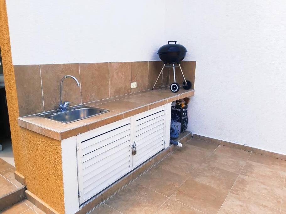 Hermosa casa en condominio privado.