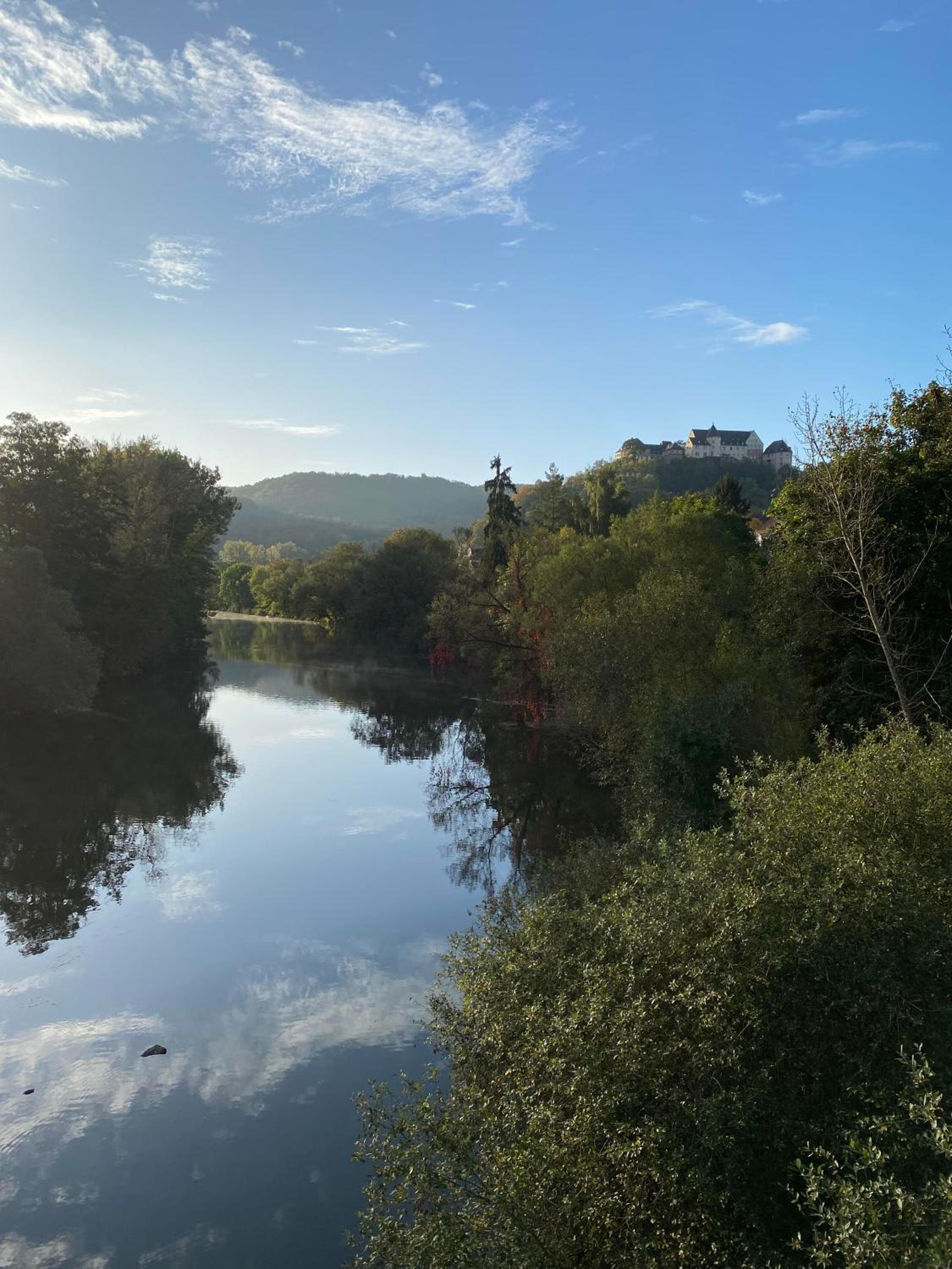 Ferienhaus am Fluss. Baubiologisch renoviert.
