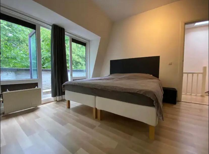 Nette maisonnette in groene rustige wijk view 3