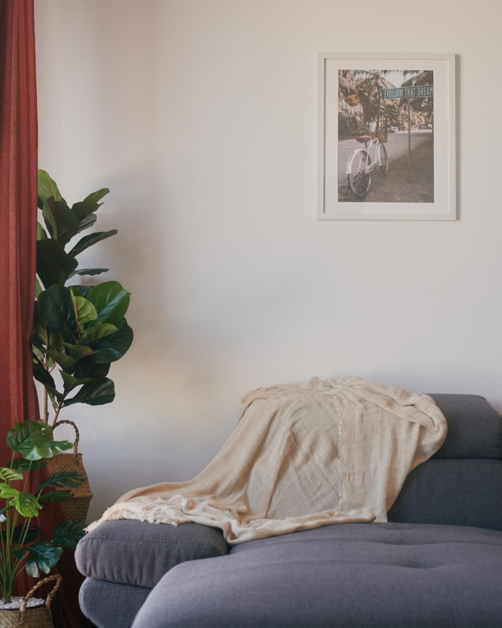 Le Julien by Shmoo photo 3