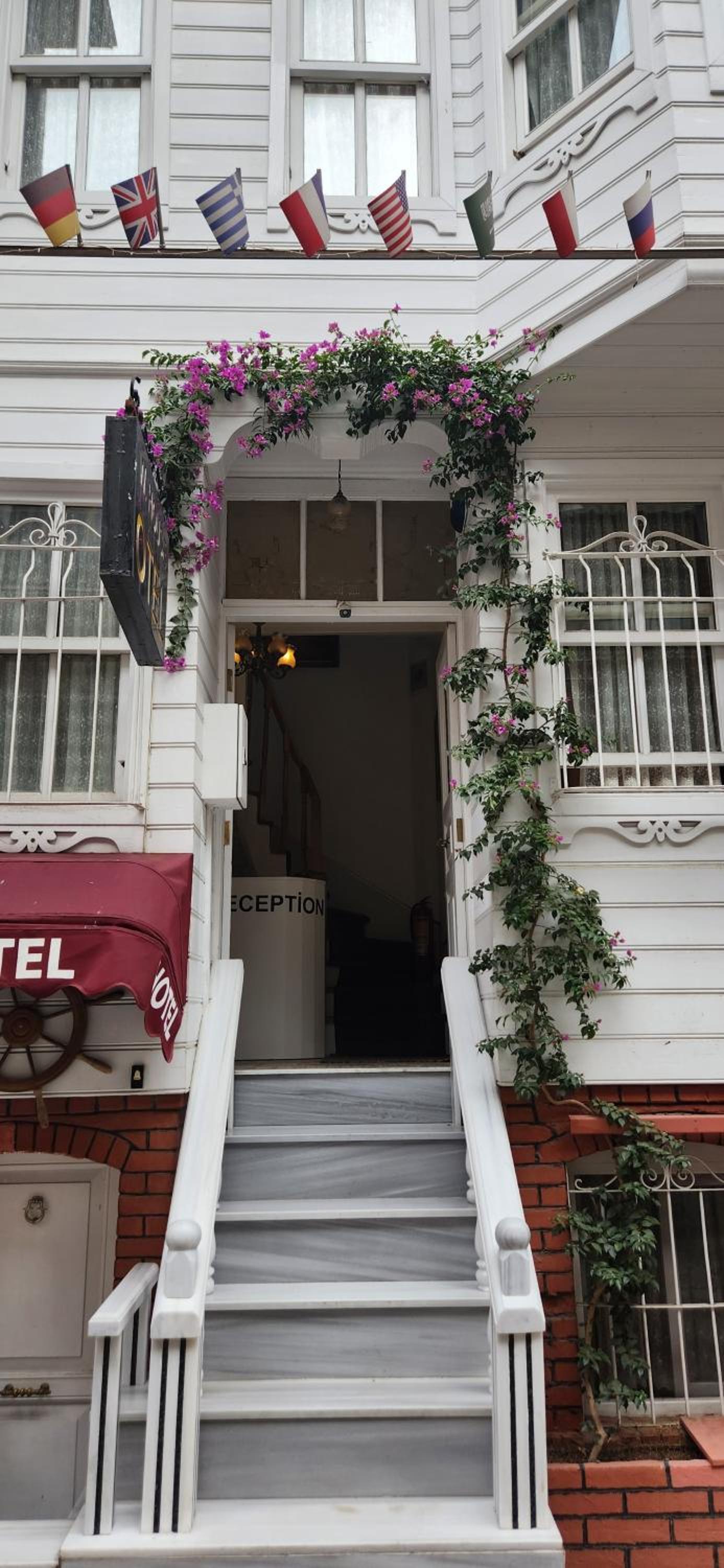 Kadıköy White House - Image 25