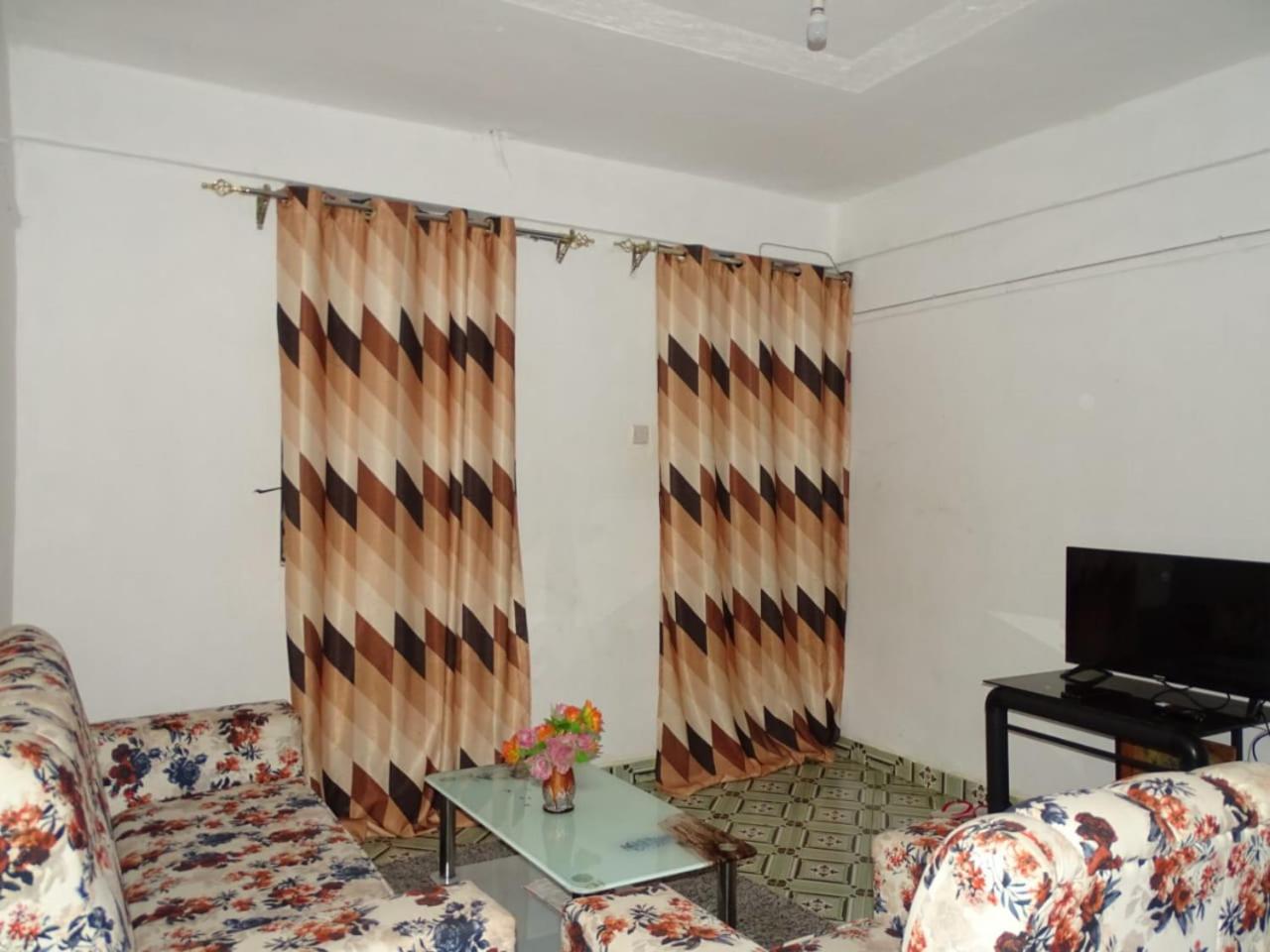 Chaka Airbnb.