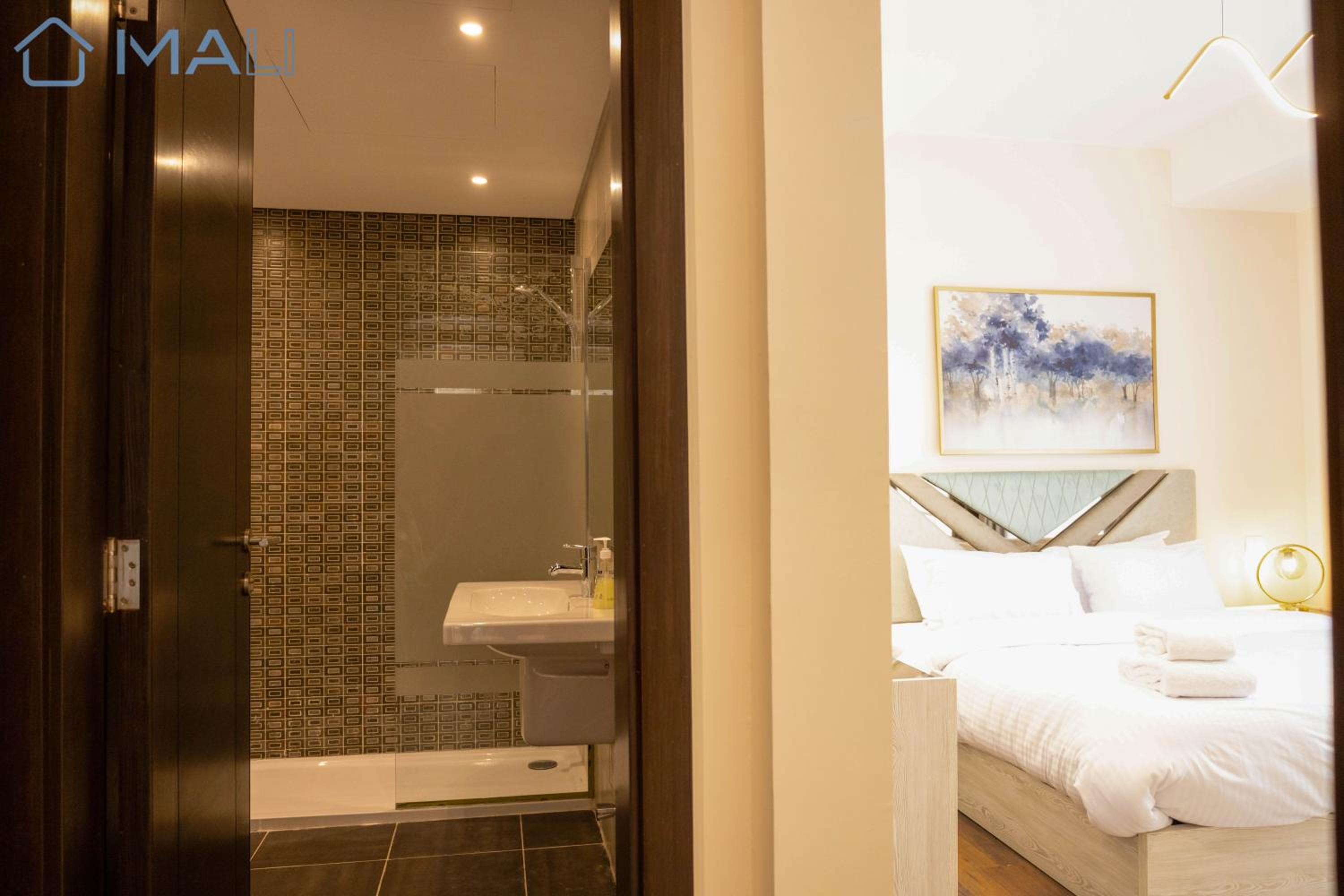Cairo Festival Chic 3BR Apartment